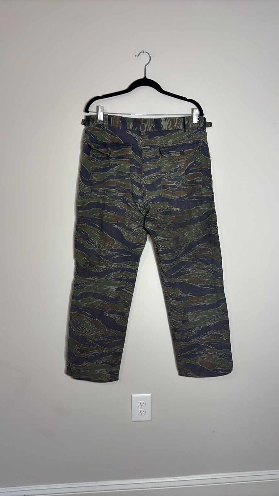 Vintage Vintage 1960s Vietnam Tiger Stripe Camo Fatigue Pants Size US 34 / EU 50 - 5 Thumbnail