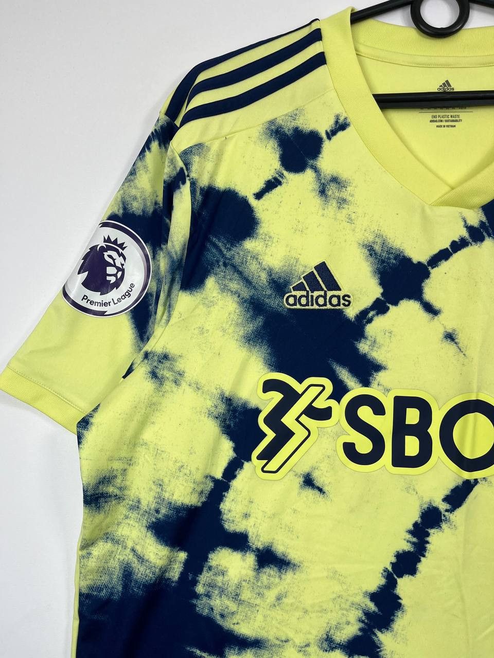Adidas Leeds United 2022/23 Away Shirt Jersey Adidas Mens Size XL Size US XL / EU 56 / 4 - 3 Thumbnail