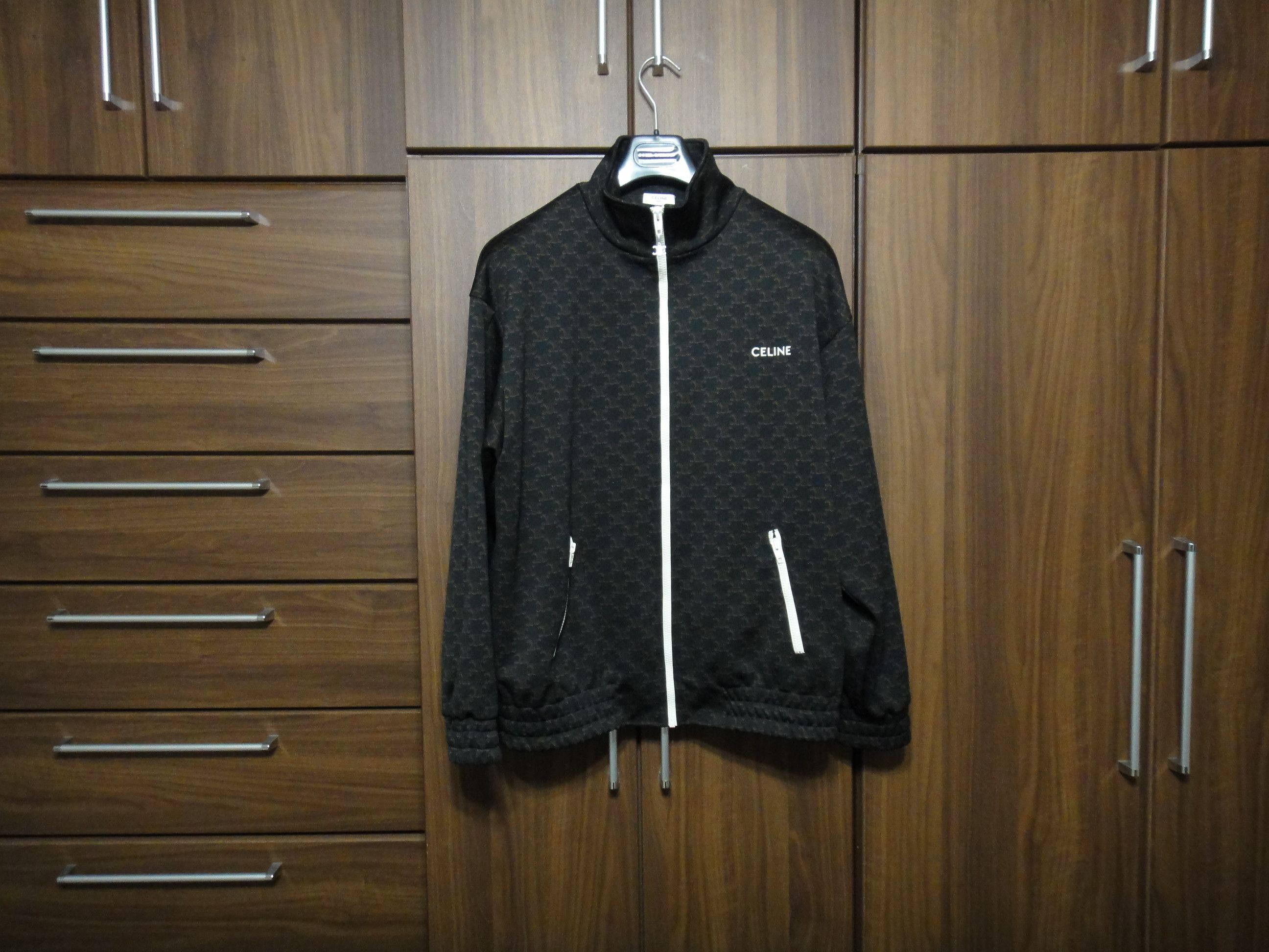 Celine CELINE double-face Triomphe monogram jersey top and bottoms Size US L / EU 52-54 / 3 - 2 Thumbnail