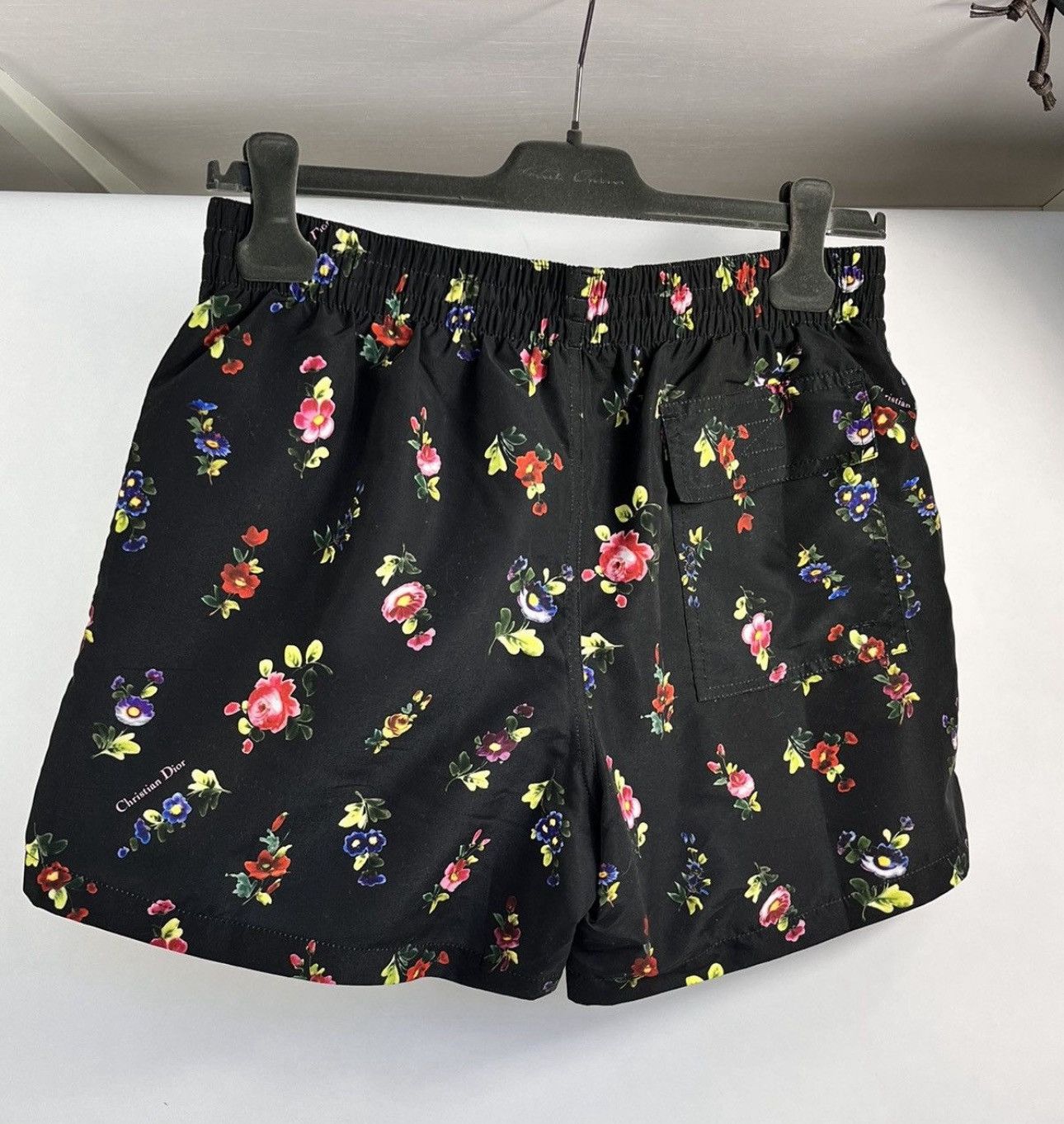Dior FLORAL PRINT EMBROIDERED LOGO BLACK SWIMSHORTS Size US 30 / EU 46 - 3 Thumbnail