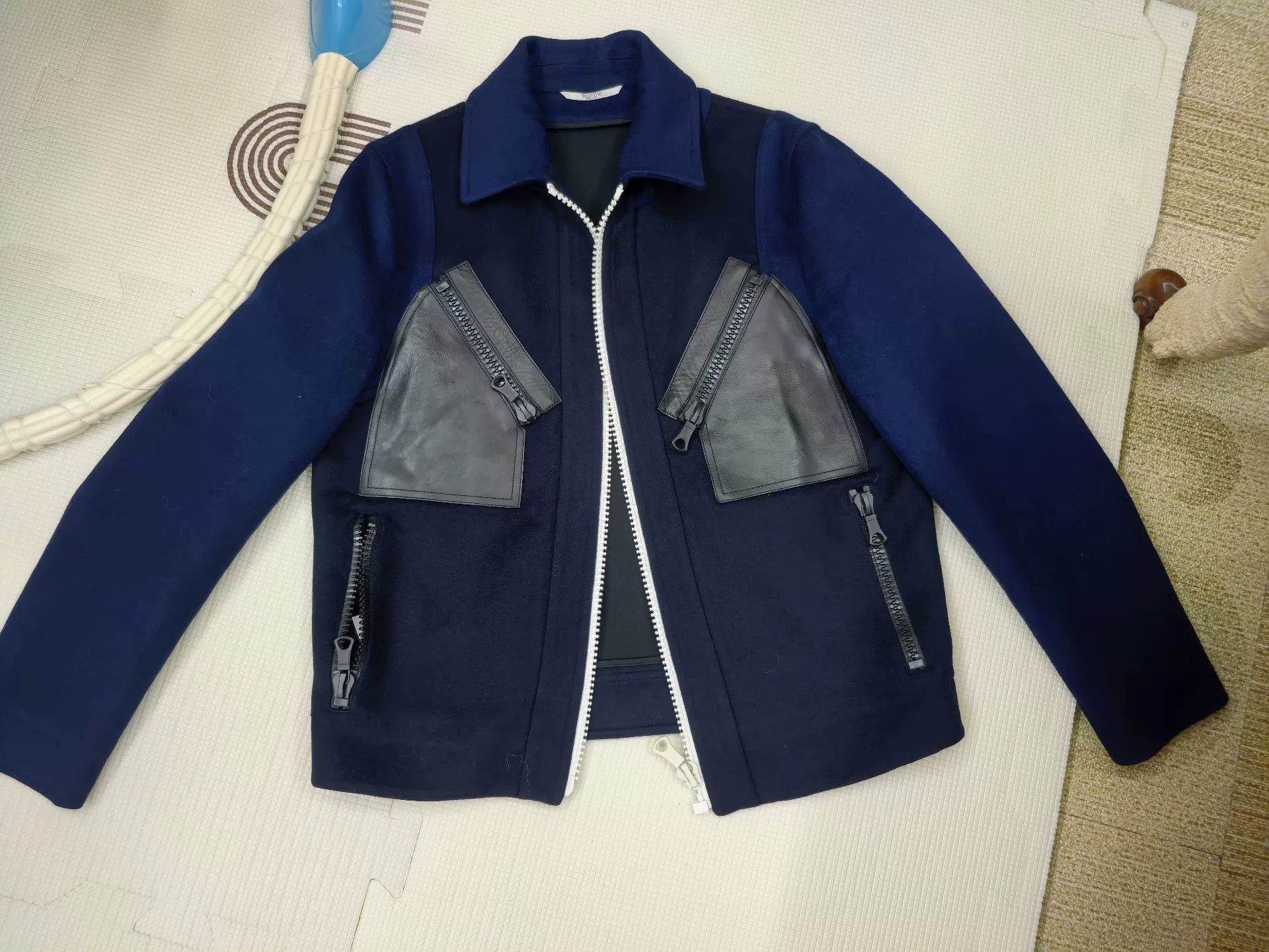 Valentino Valentino Men's Wool Leather Trim Jacket Size US S / EU 44-46 / 1 - 1 Thumbnail
