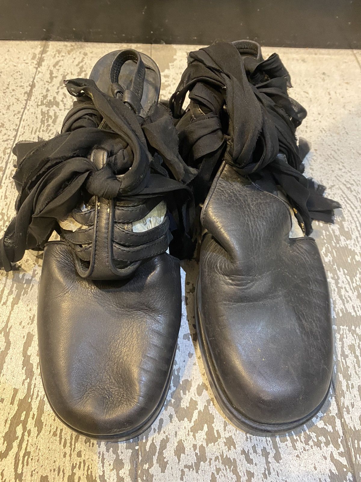 Rick Owens Rick Owens WISHBONE SS07 Black Leather Ribbon Heels Size US 10 / IT 40 - 5 Thumbnail