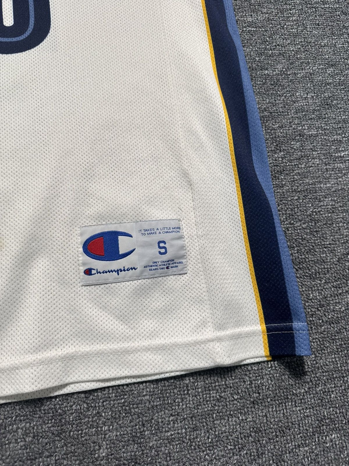 Champion Vintage Champion NBA Pau Gasol Memphis Grizzlies Jersey S Size US S / EU 44-46 / 1 - 5 Thumbnail