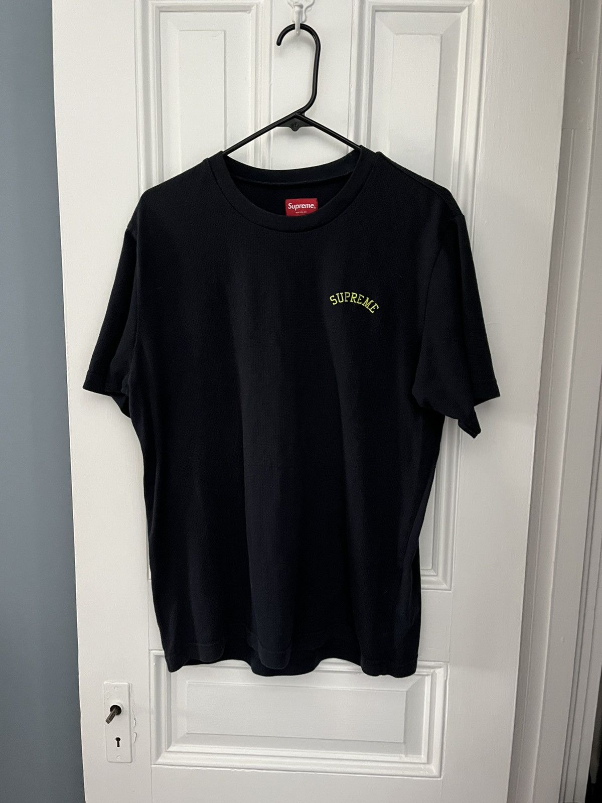 Supreme Supreme Mesh Arc Logo Navy Short Sleeve T Shirt Size US M / EU 48-50 / 2 - 1 Thumbnail