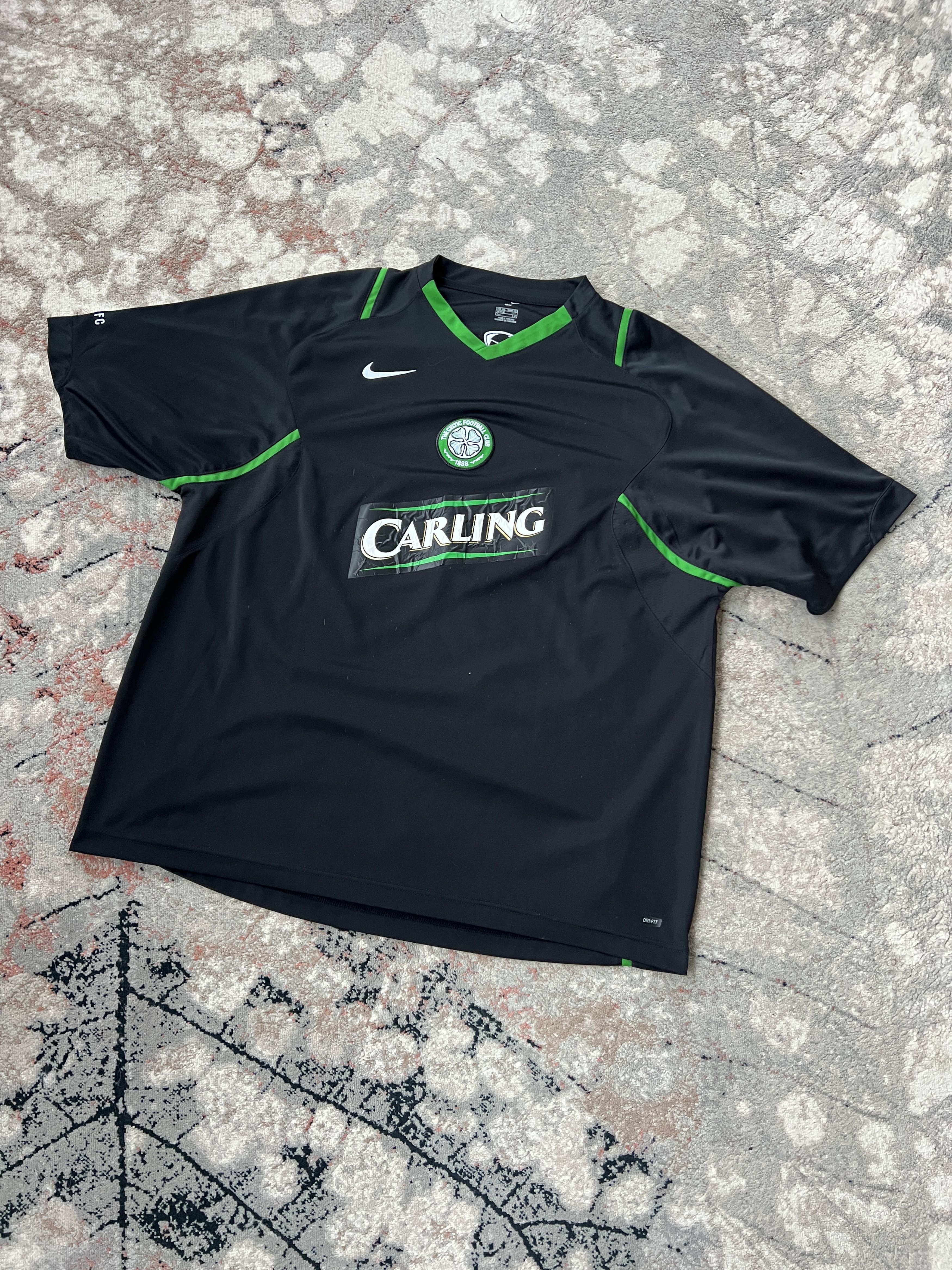 Nike Vintage Nike Celtic Football Club Carling Jersey Size US XXL / EU 58 / 5 - 1 Thumbnail