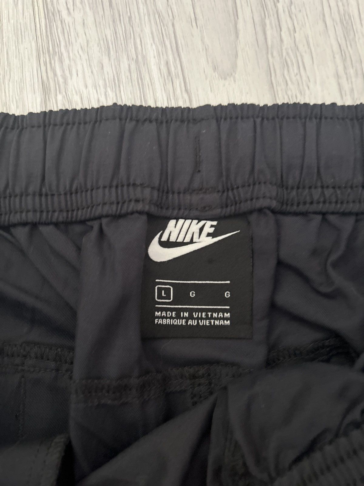 Nike Rare Nike Pants Triple Swoosh Size US 35 - 7 Thumbnail