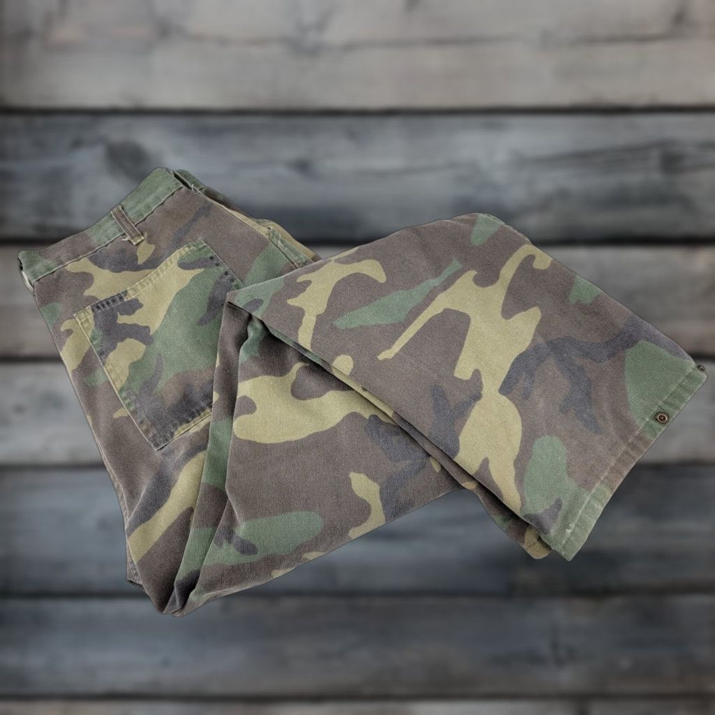 Vintage VINTAGE Duxbak Pants Camouflage Hunting Thinsulate Lined Green 33x31 Adult Regular Unisex Mens Womens Size US 33 - 1 Thumbnail