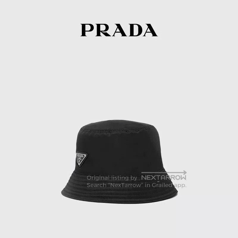 prada black nylon bucket hat size medium.