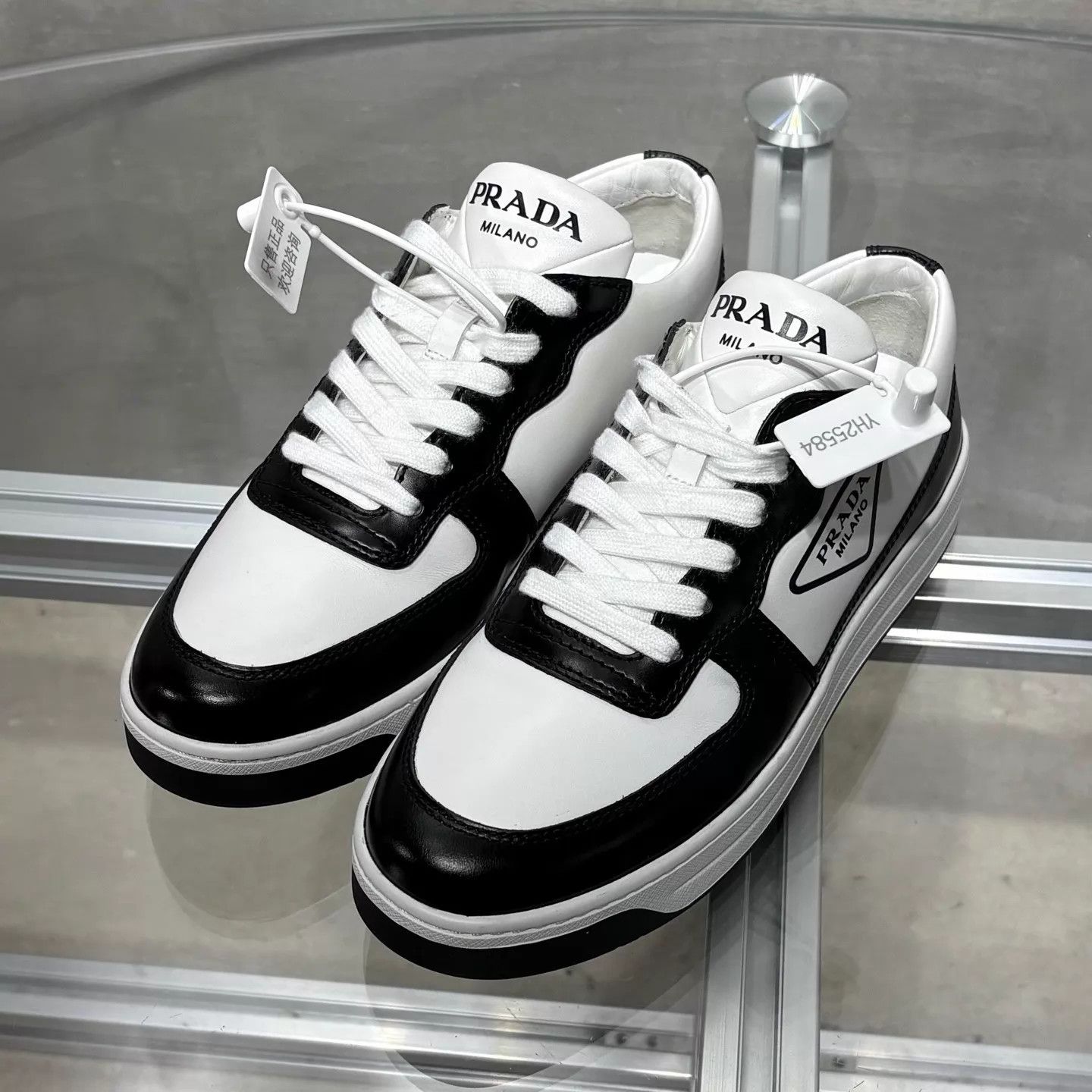 Prada Prada Triangle Logo Black/White Sneakers 35 New Worn Once Size US 4.5 / IT 34.5 - 2 Thumbnail