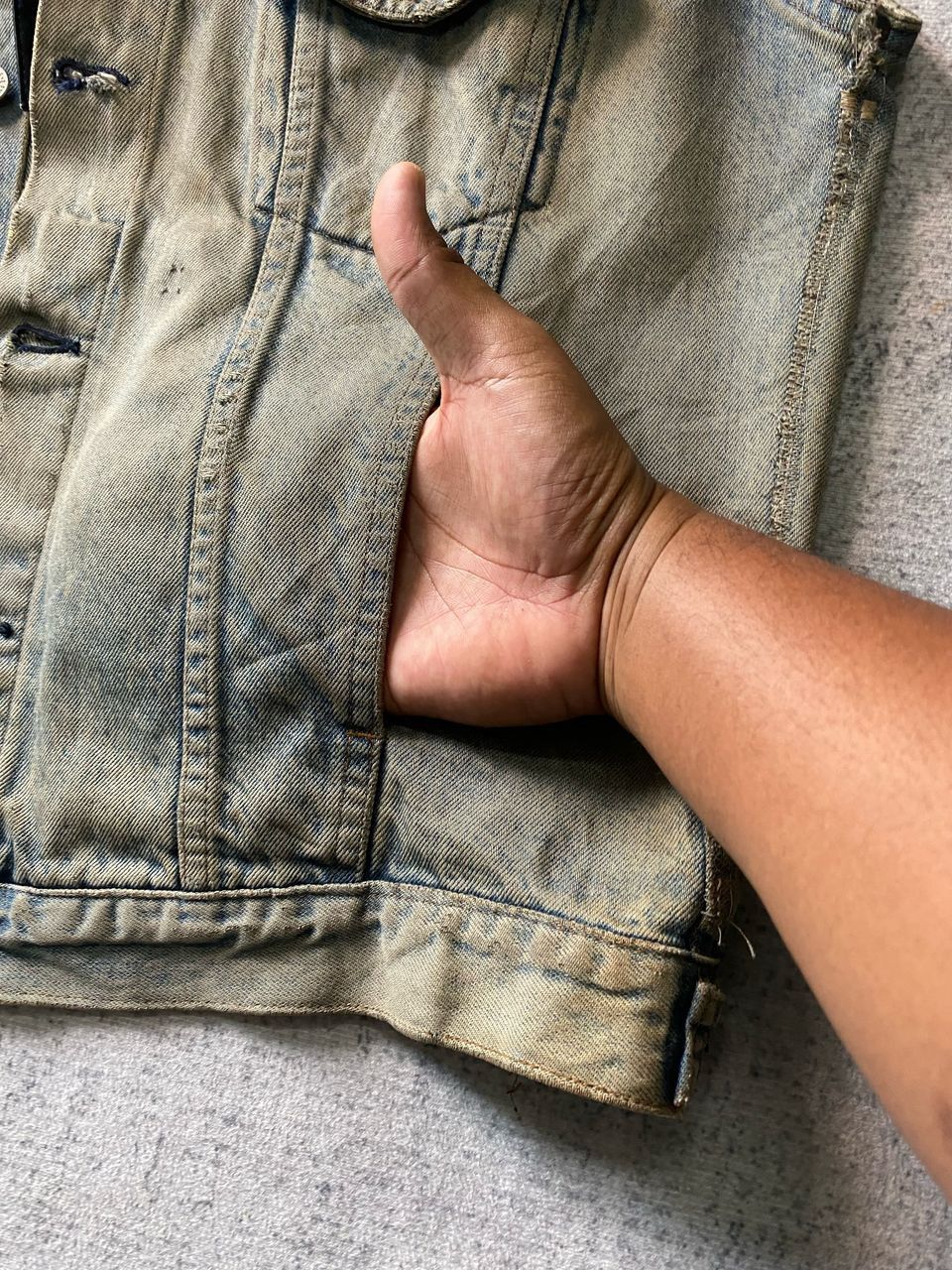 Levi's × Vintage Vintage Levis Distressed Denim Vest Jacket Size US M / EU 48-50 / 2 - 8 Thumbnail