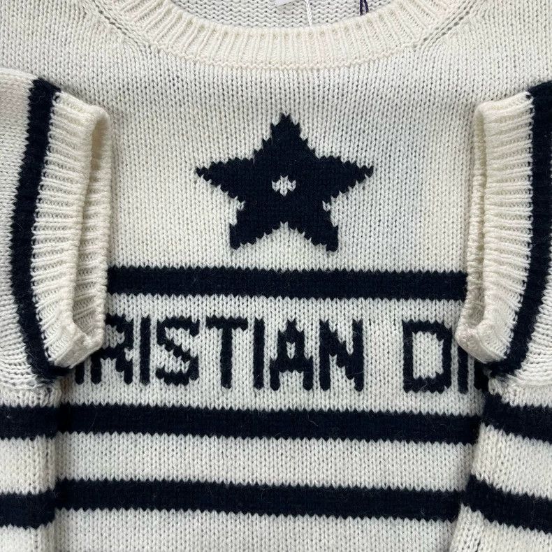 Dior Dior New white lucky star knitted short sleeves Size XS / US 0-2 / IT 36-38 - 4 Thumbnail