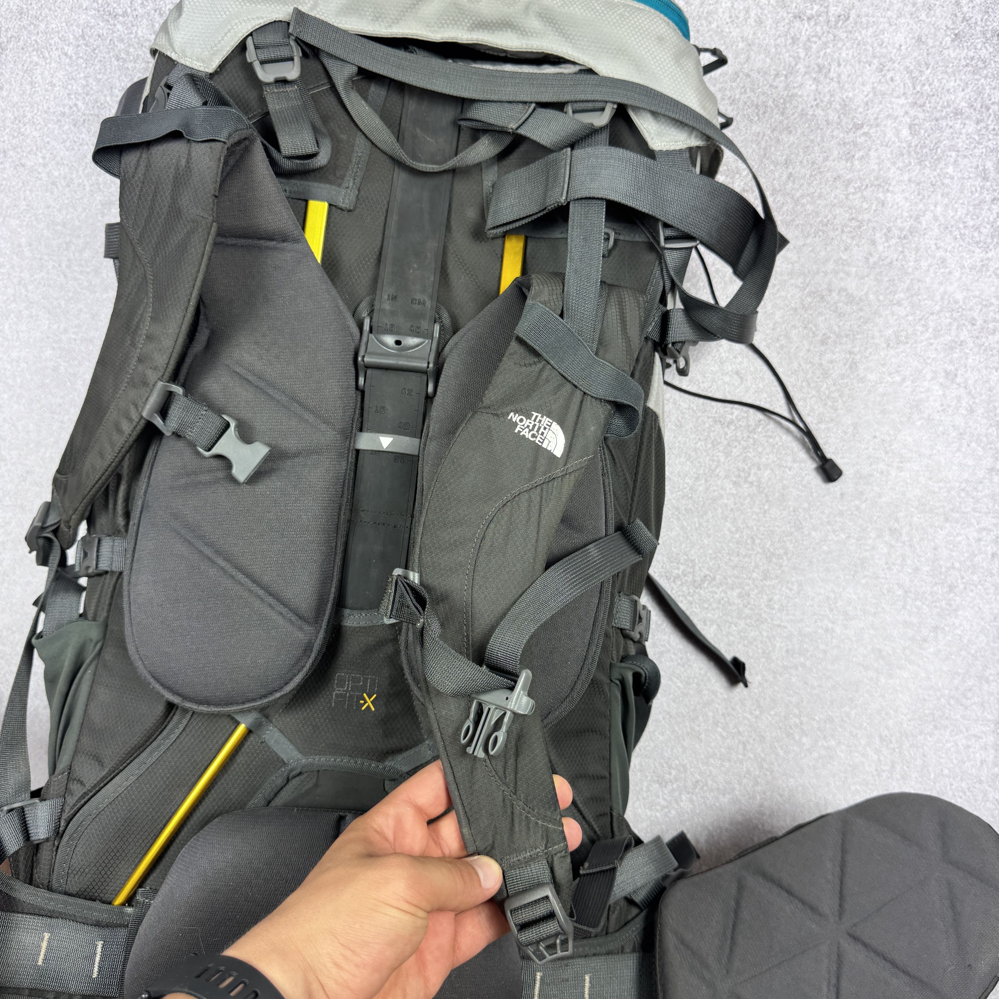 The North Face The North Face Conness 65 Hikking Backpack Gray Blue Size ONE SIZE - 12 Thumbnail