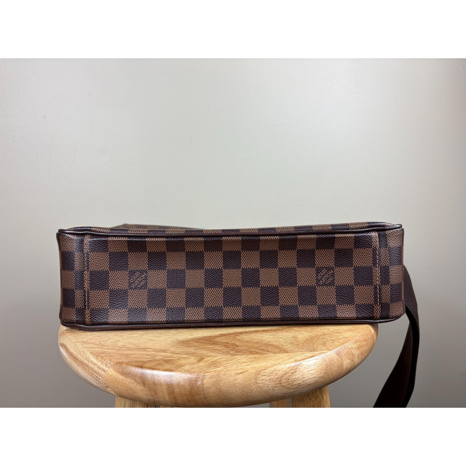 Louis Vuitton Authentic Louis Vuitton Shelton MM Damier Ebene Messenger Size ONE SIZE - 5 Thumbnail