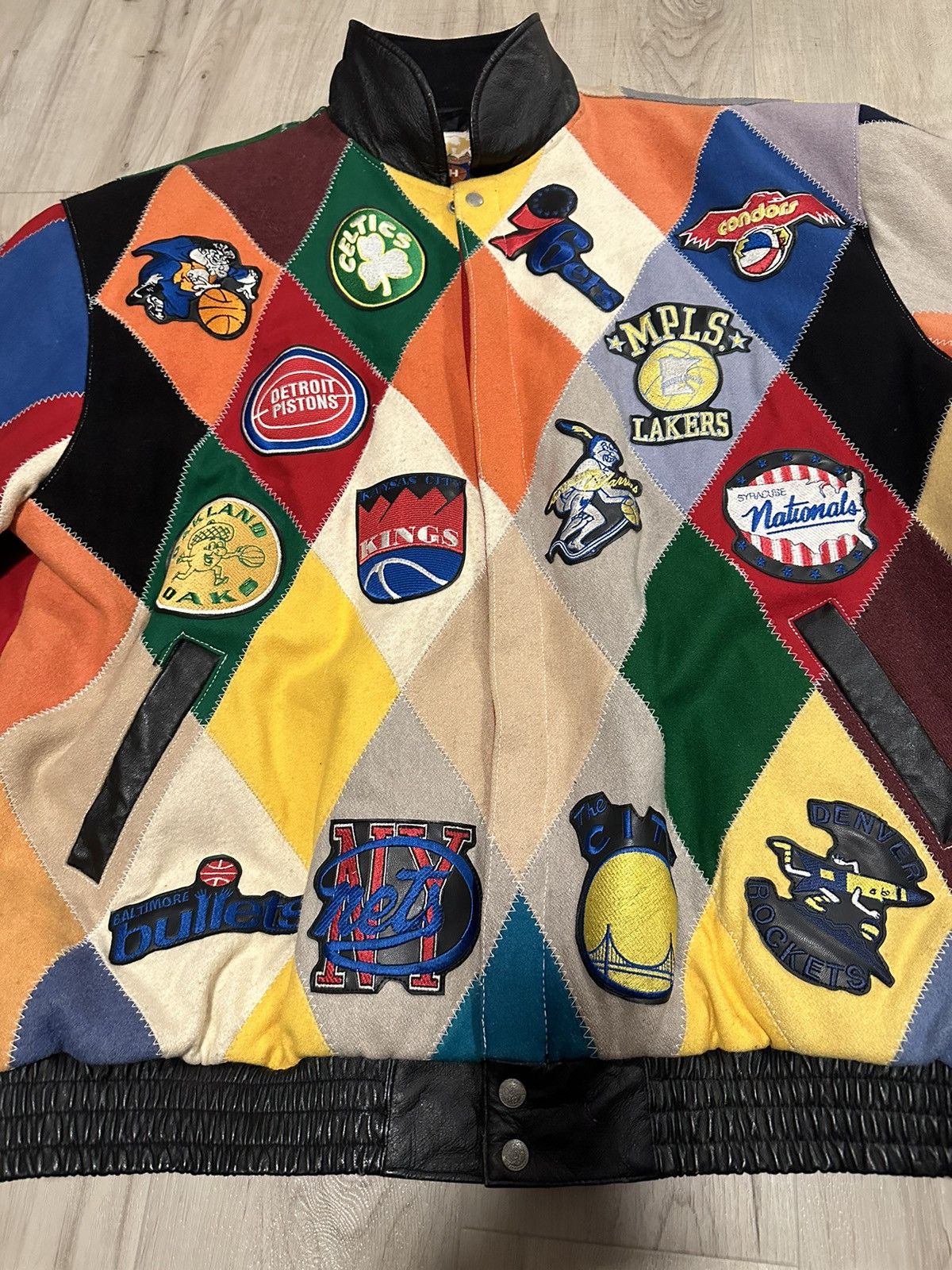 Jeff Hamilton Jeff Hamilton NBA Hardwood ClassicsTeam Patchwork Jacket 6XL Size US XXL / EU 58 / 5 - 5 Thumbnail