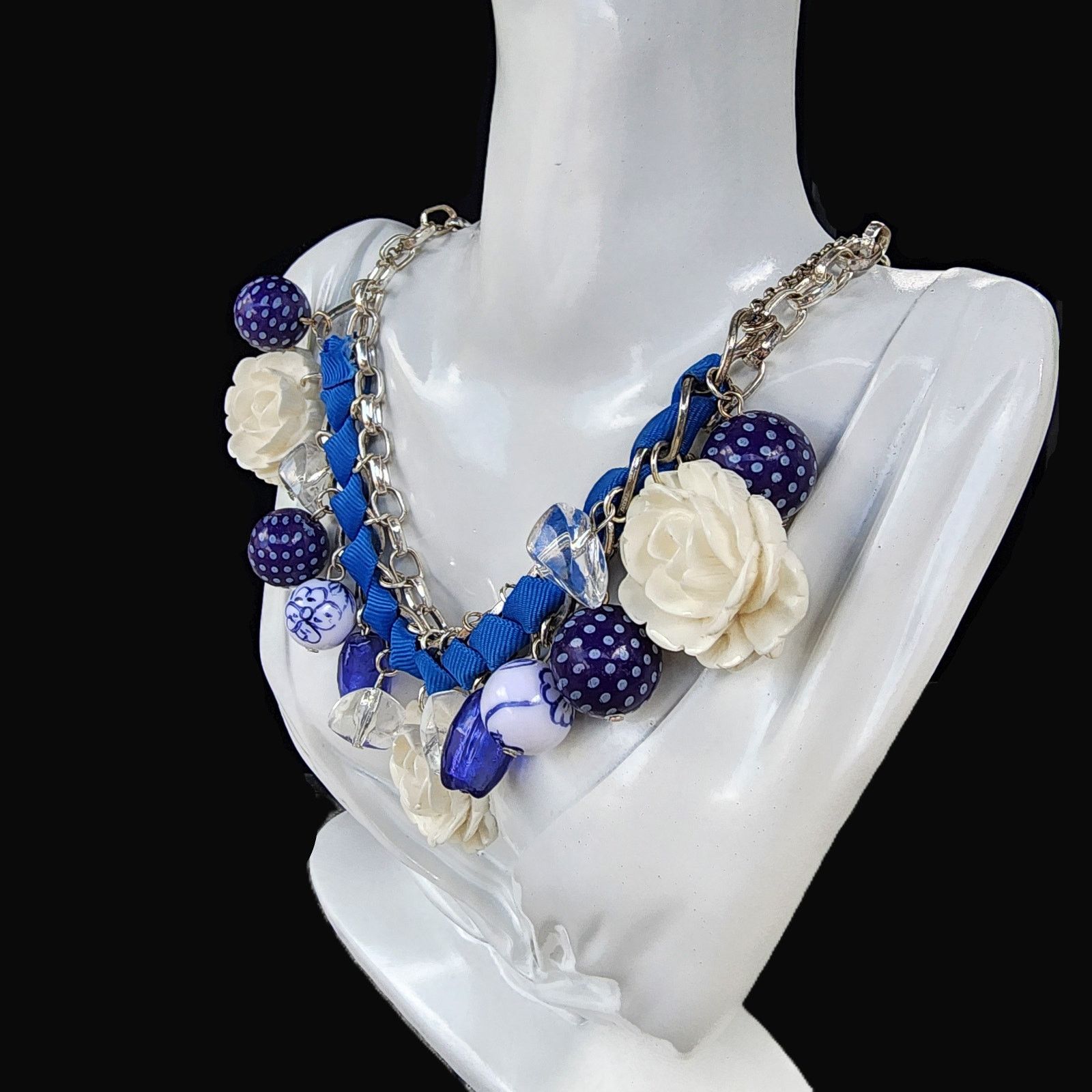 Handmade Mixed Ivory Dangle Bead Rose Charm Statement Bib Necklace Size ONE SIZE - 7 Thumbnail