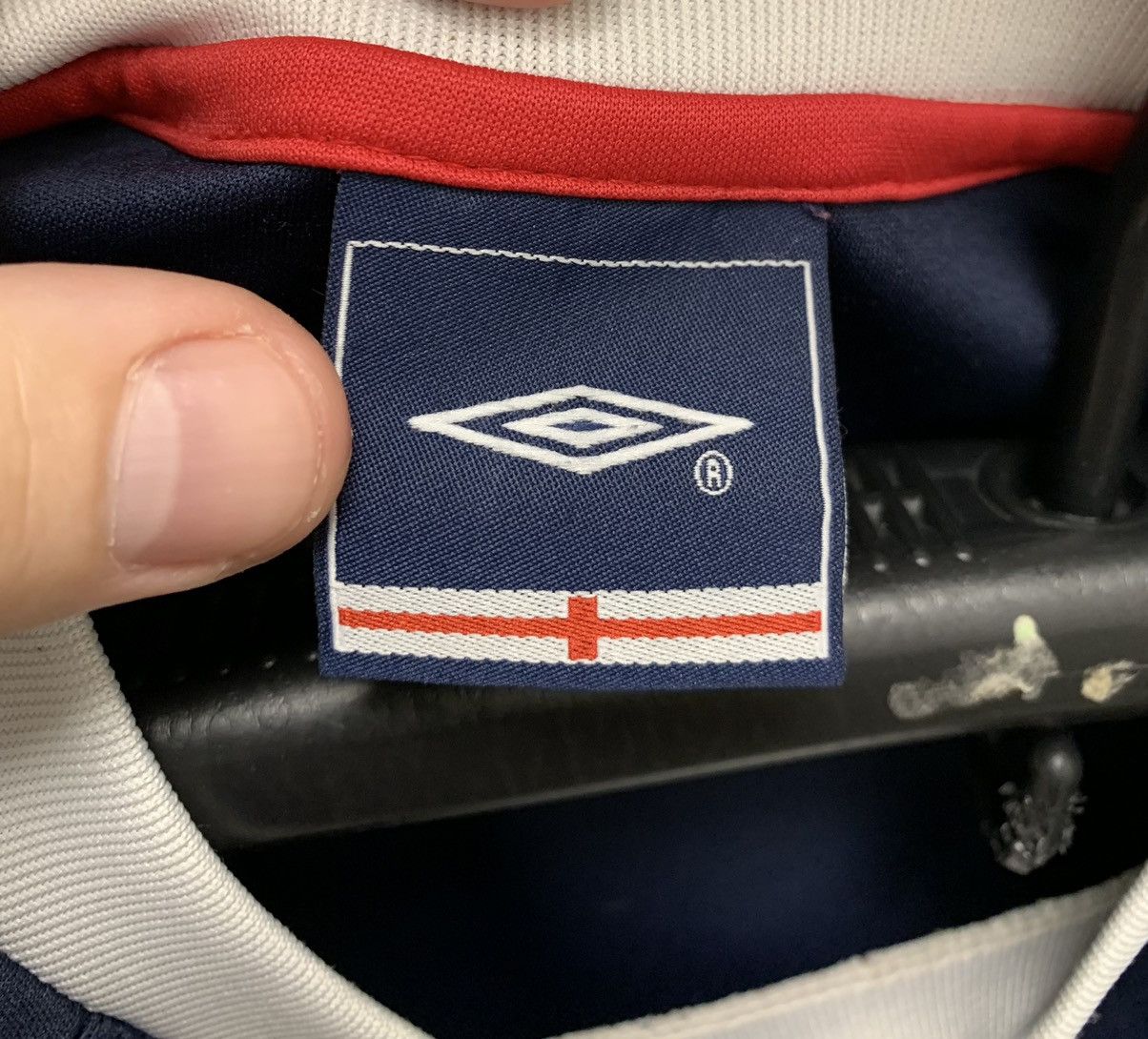 Umbro England vintage Umbro soccer jersey L 2000 2002 Size US L / EU 52-54 / 3 - 6 Thumbnail