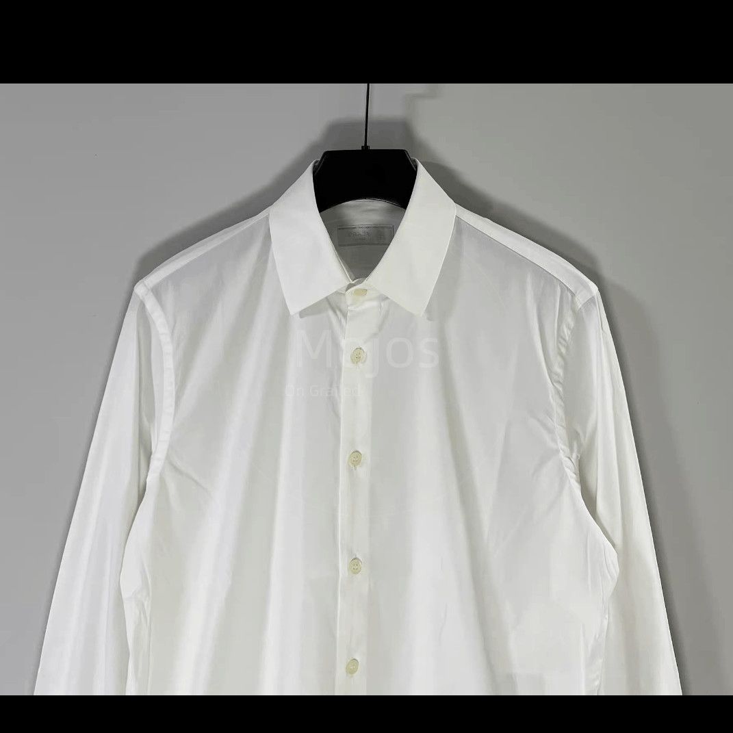 Prada Sz 39 Prada Classic Plain Shirt-2508 Size US M / EU 48-50 / 2 - 3 Thumbnail