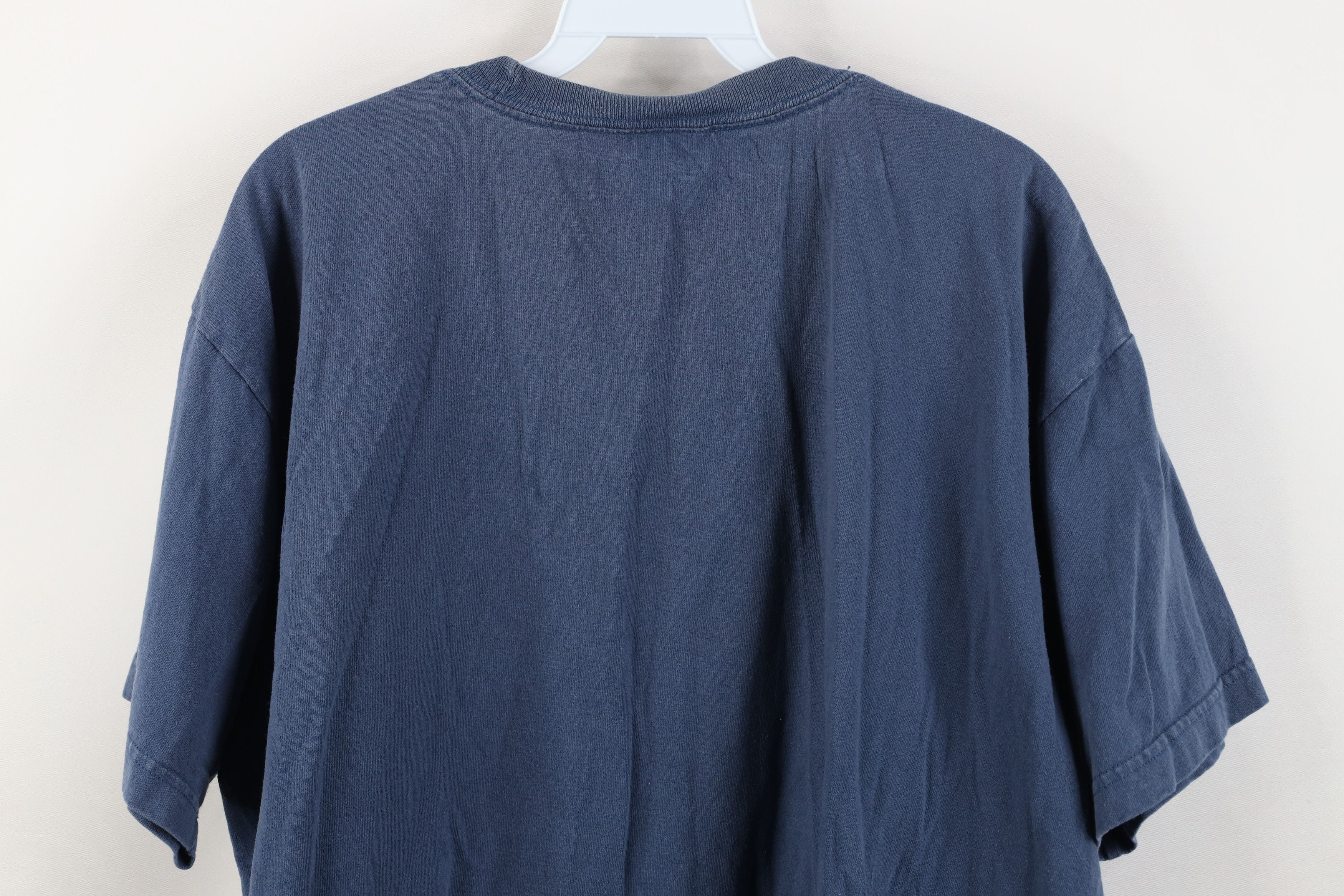 Columbia Vintage 90s Y2K Columbia Spell Out Mountains T-Shirt Blue Size US L / EU 52-54 / 3 - 12 Thumbnail