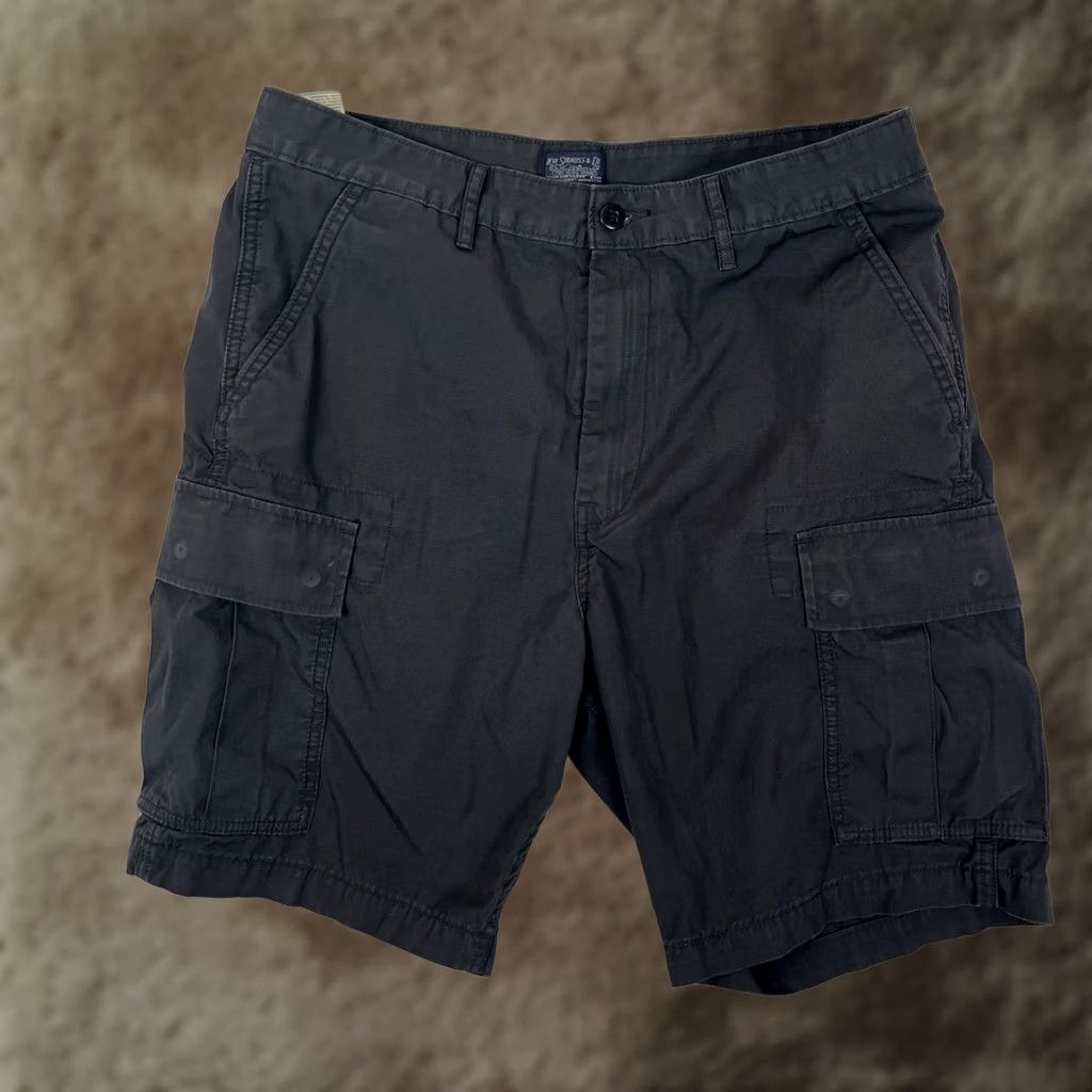 Levi's Levi’s Gray Cargo Shorts Size 34 Ripstop 90s Cargo Pocket Regular Men Size US 34 / EU 50 - 1 Thumbnail