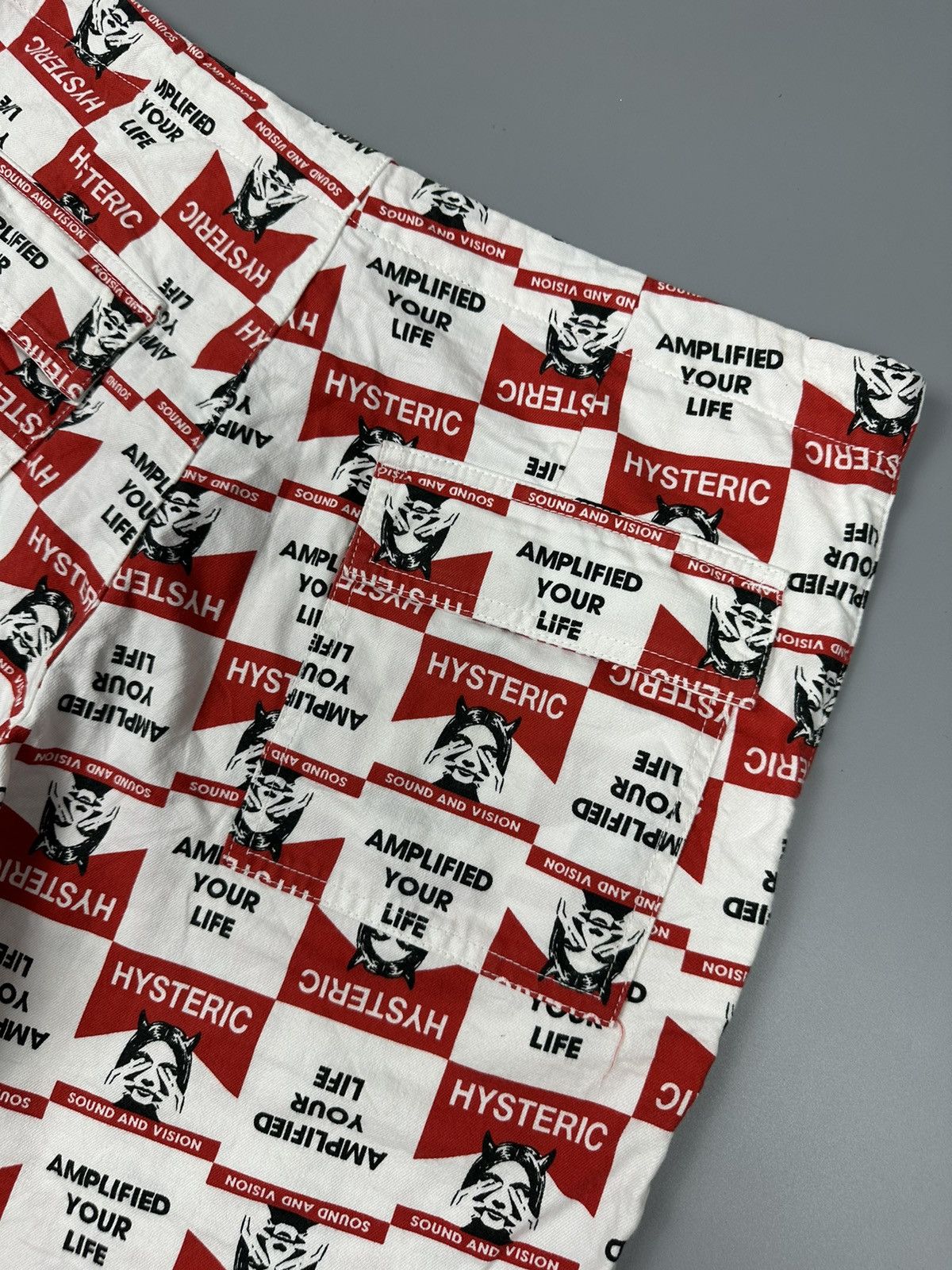 Hysteric Glamour × Japanese Brand 🔥Rare🔥Vintage Hysteric Glamour Full Printed Short Size US 34 / EU 50 - 5 Thumbnail