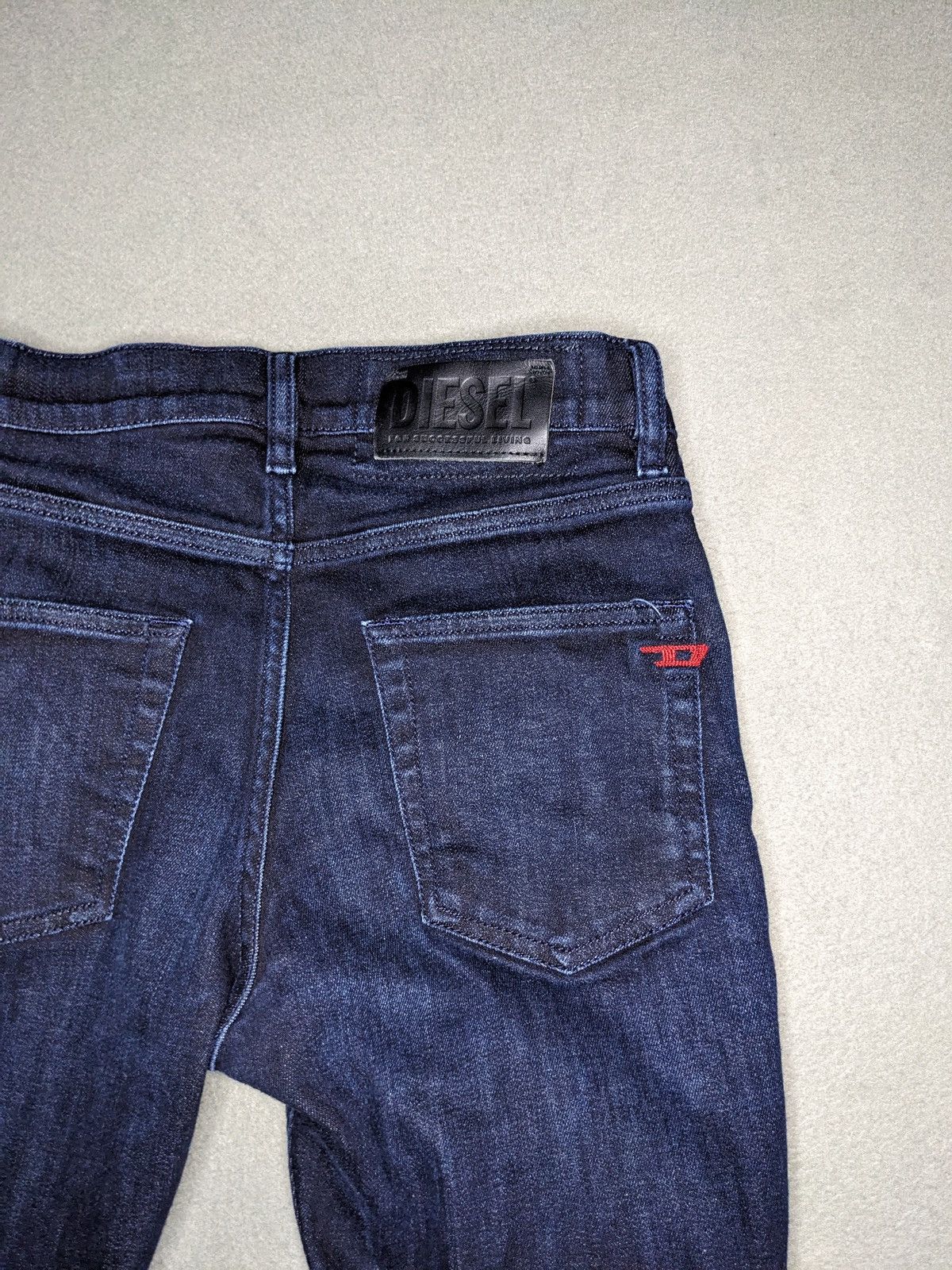 Diesel Diesel Womans Jeans D-STRUKT Denim Blue Slim 26x30 009MP Size 26" / US 2 / IT 38 - 6 Thumbnail