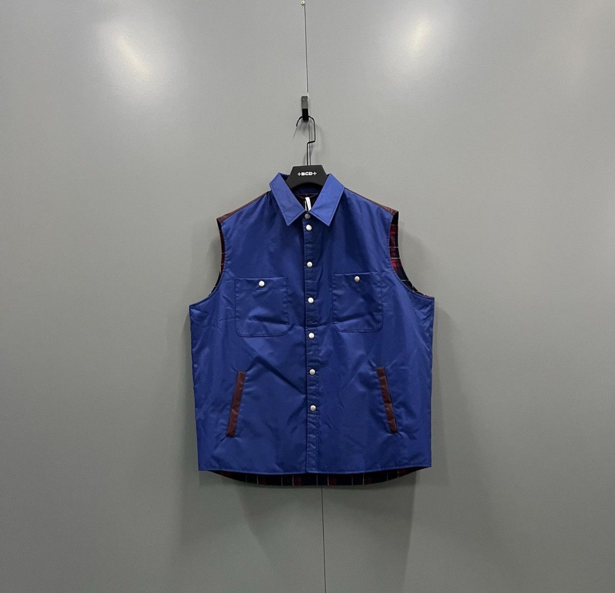 Gucci Gucci Color-block Back Embroidered Vest J41 Size US M / EU 48-50 / 2 - 1 Thumbnail