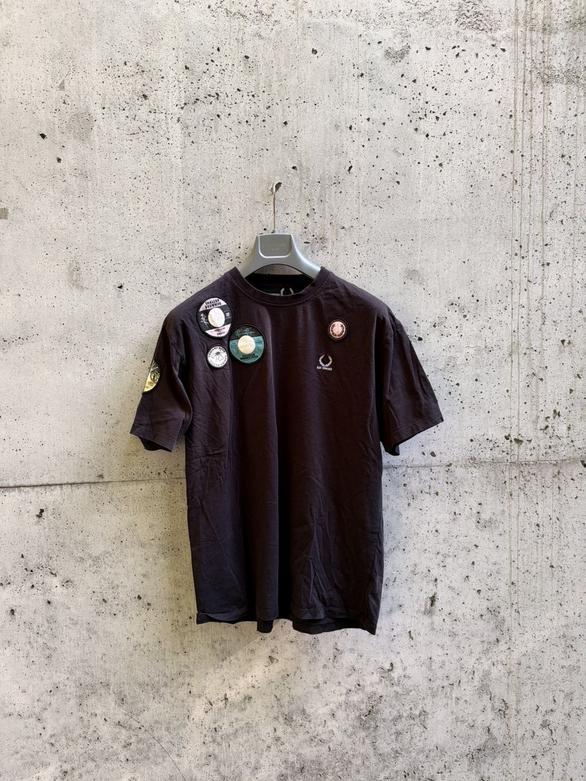 Fred Perry × Raf Simons Patch Raf Simons x Fred Perry T-Shirt Size US L / EU 52-54 / 3 - 1 Thumbnail