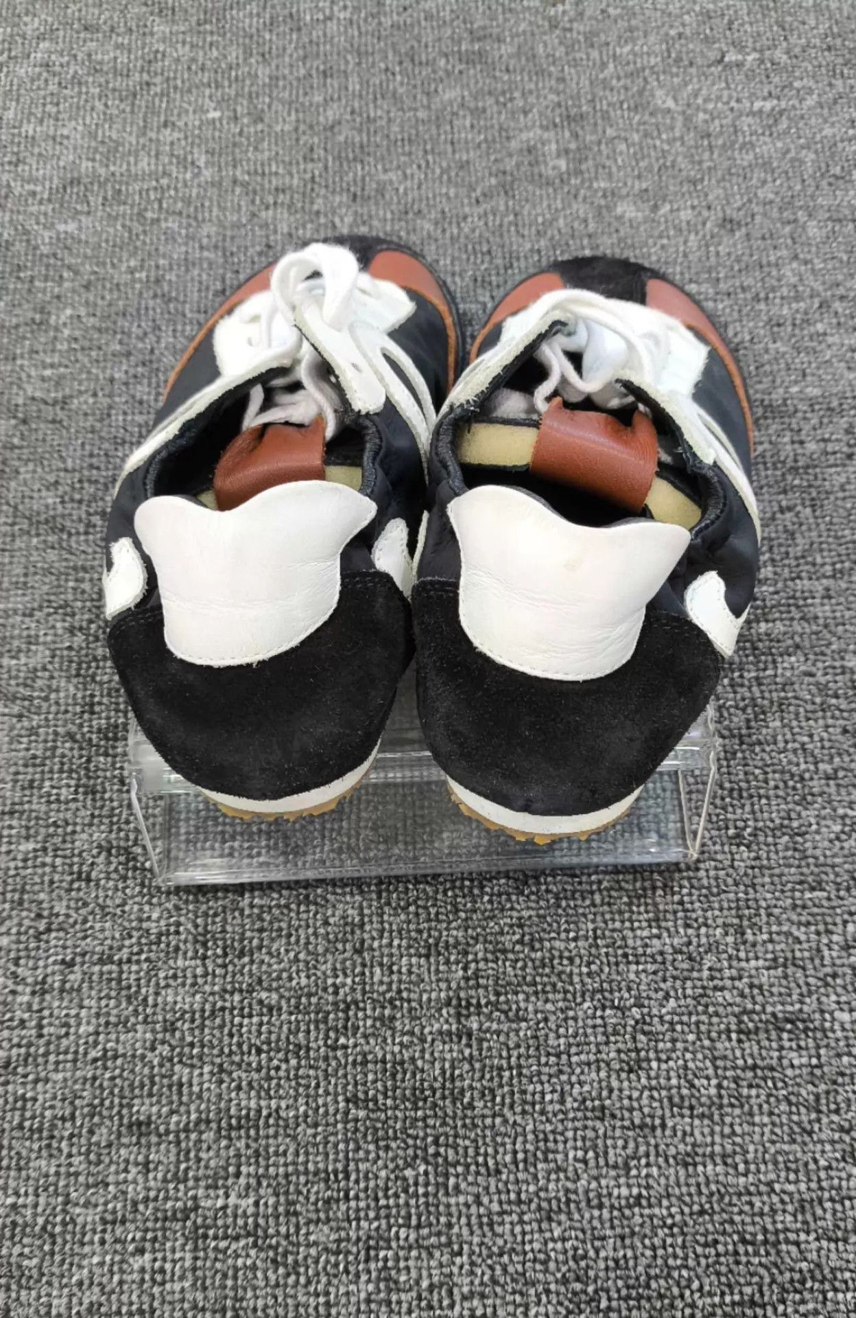 Loewe LOEWE Classic Sneaker B&W Brown Lace-Up Low-Top 36 Size US 5.5 / IT 35.5 - 5 Thumbnail