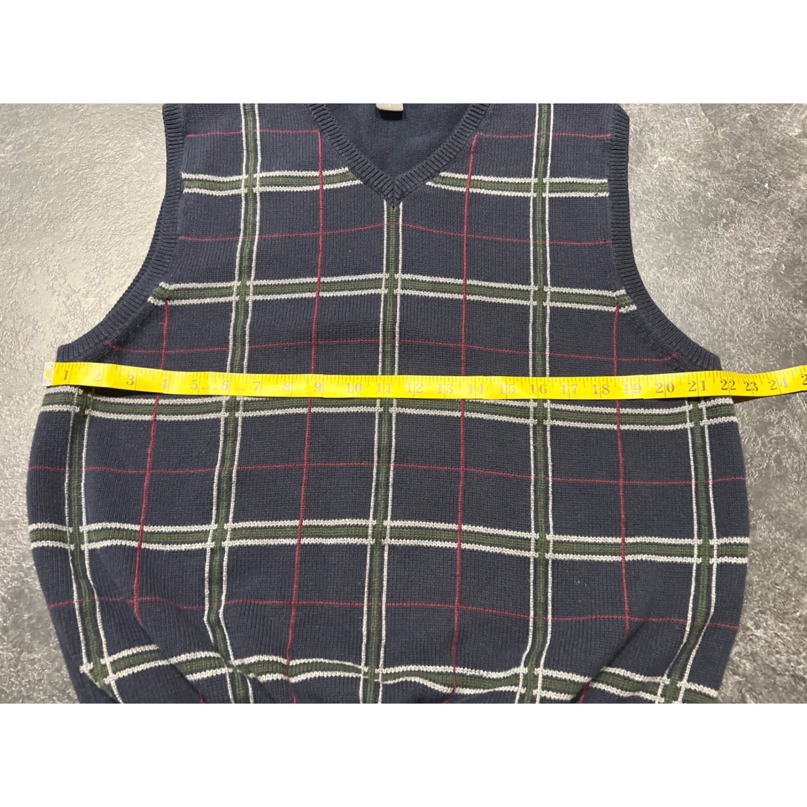 Eddie Bauer VINTAGE Eddie Bauer Sweater Vest Men L Plaid Navy Blue Y2K Geometric Knit V-Neck Size US L / EU 52-54 / 3 - 7 Thumbnail