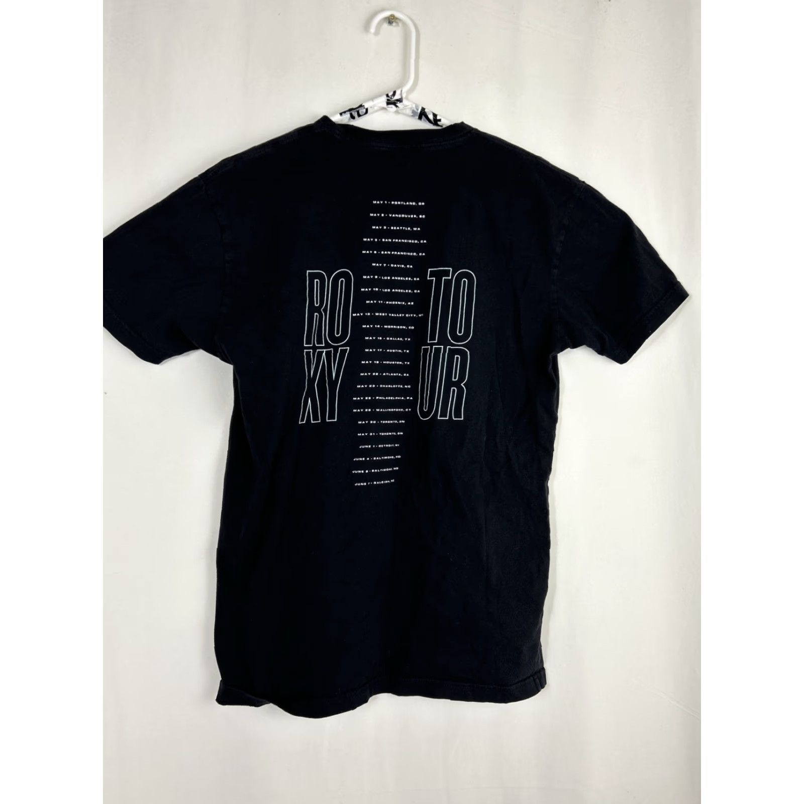 Vintage VINTAGE Khalid Roxy Tour Tee Shirt M Black Double-Sided 2018 Tour Dates Mens Slim? Regular? T-Shirt Size US M / EU 48-50 / 2 - 7 Thumbnail