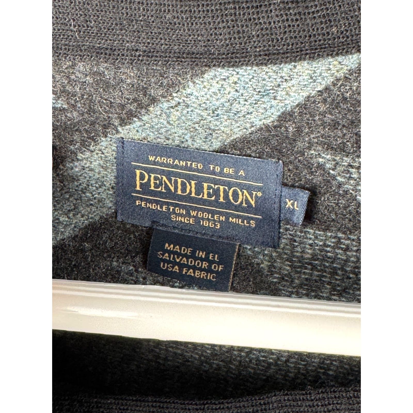 Pendleton VINTAGE Pendleton Cape Poncho Women's XL Aztec Southwest 100% Wool Loop Collar Size XL / US 12-14 / IT 48-50 - 4 Thumbnail