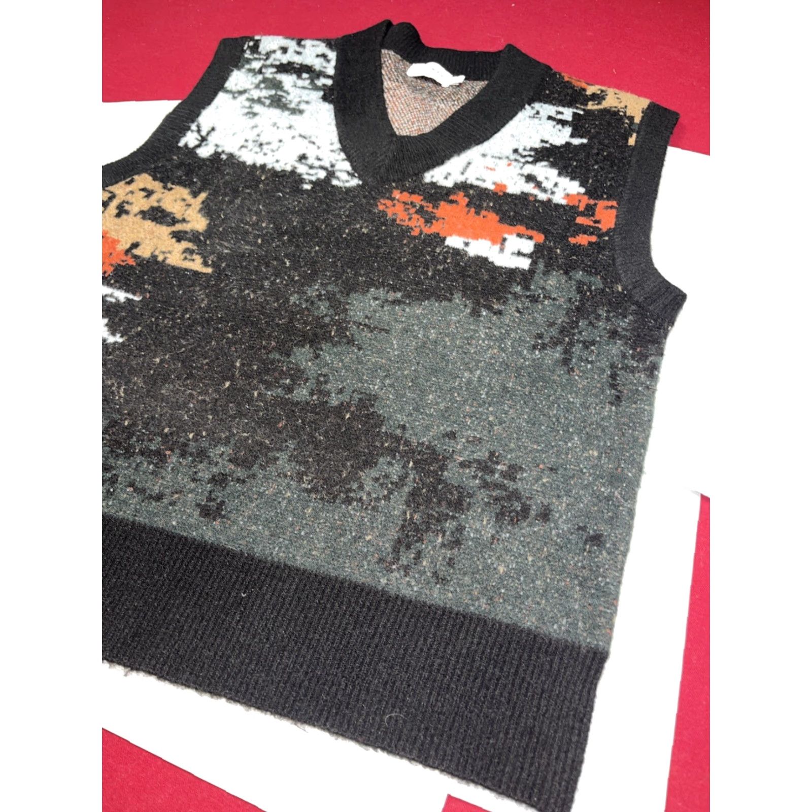 Topman TopMan V Neck Vest Colorful KnIT Blotchy Geometric Knit Sleeveless Medium Men’s Size US M / EU 48-50 / 2 - 4 Thumbnail
