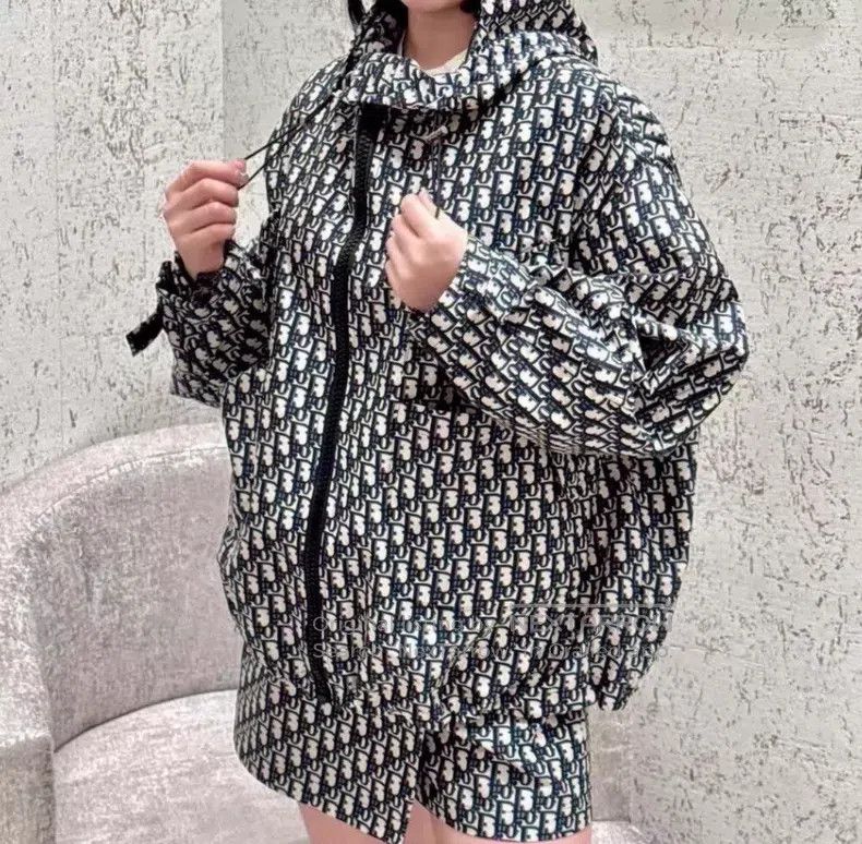 Dior Dior 24 autumn and winter full logo coat Size XS / US 0-2 / IT 36-38 - 6 Thumbnail