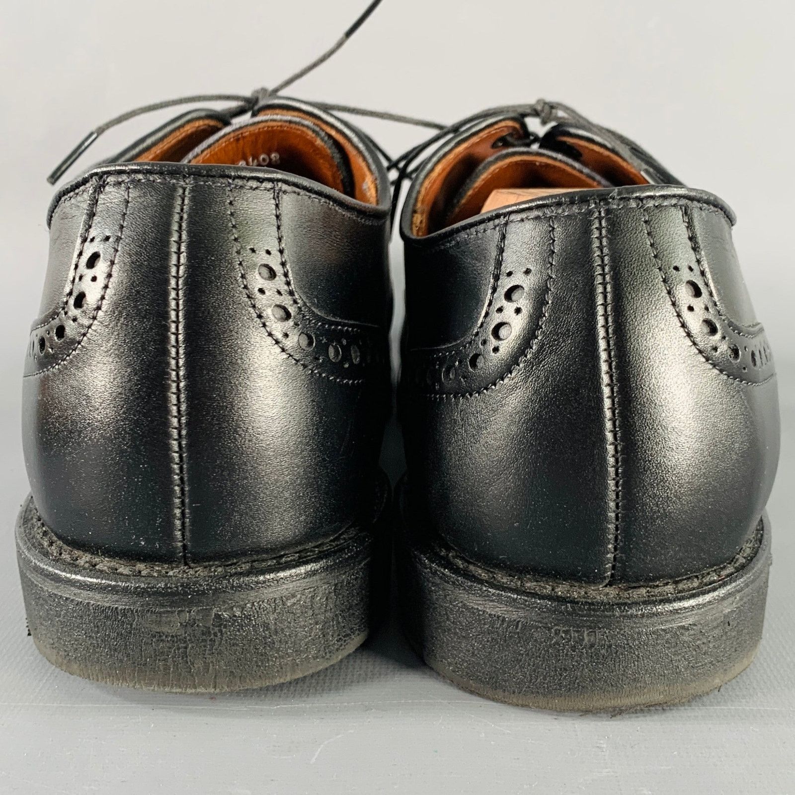 Allen Edmonds 12 Black Perforated Leather Cap Toe Lace-Up Shoes Size US 12 / EU 45 - 3 Thumbnail