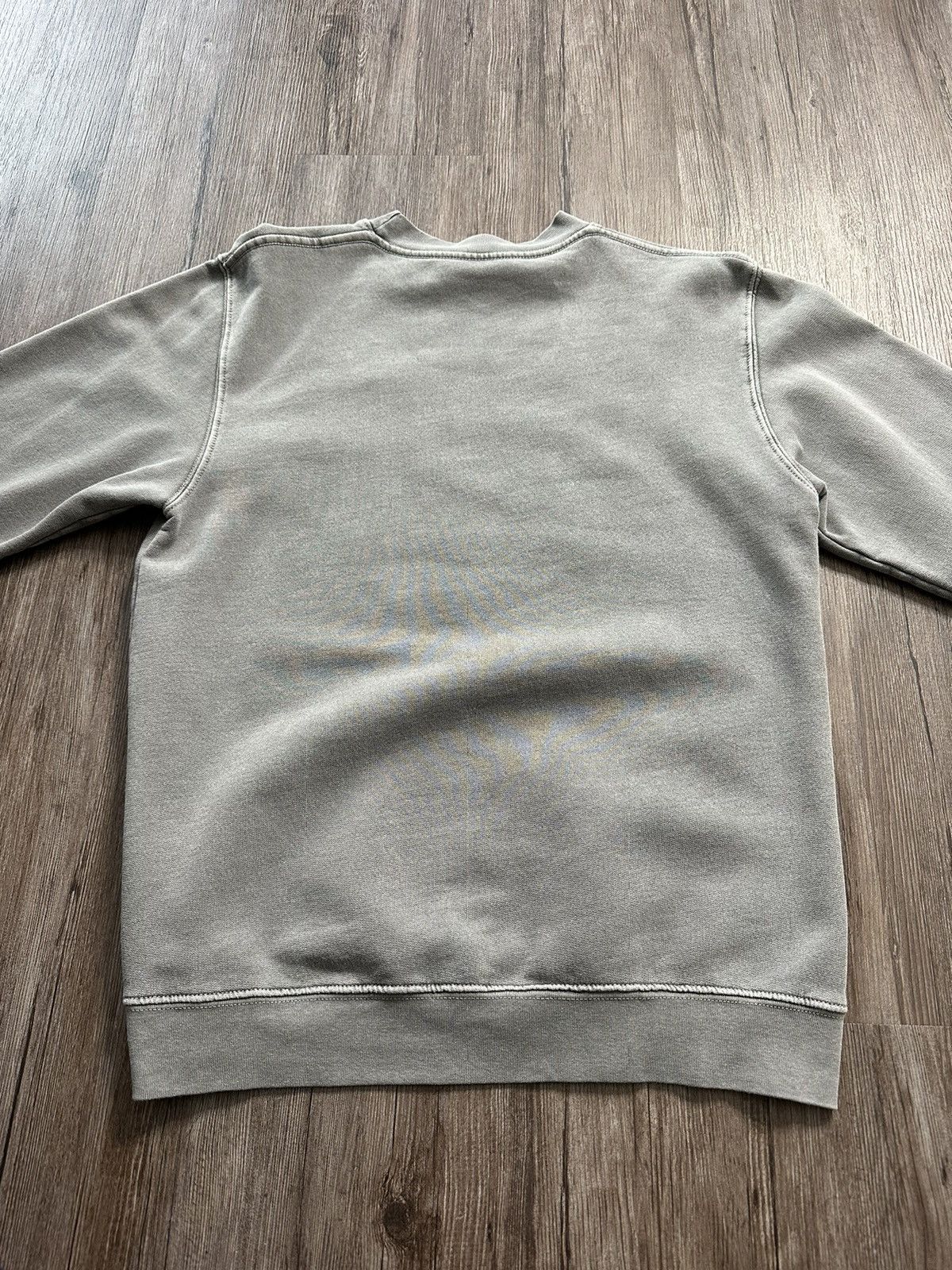 Playstation × Travis Scott 😵‍💫Travis Scott😵‍💫 PlayStation Crewneck Sweatshirt Size Medium Size US M / EU 48-50 / 2 - 10 Thumbnail
