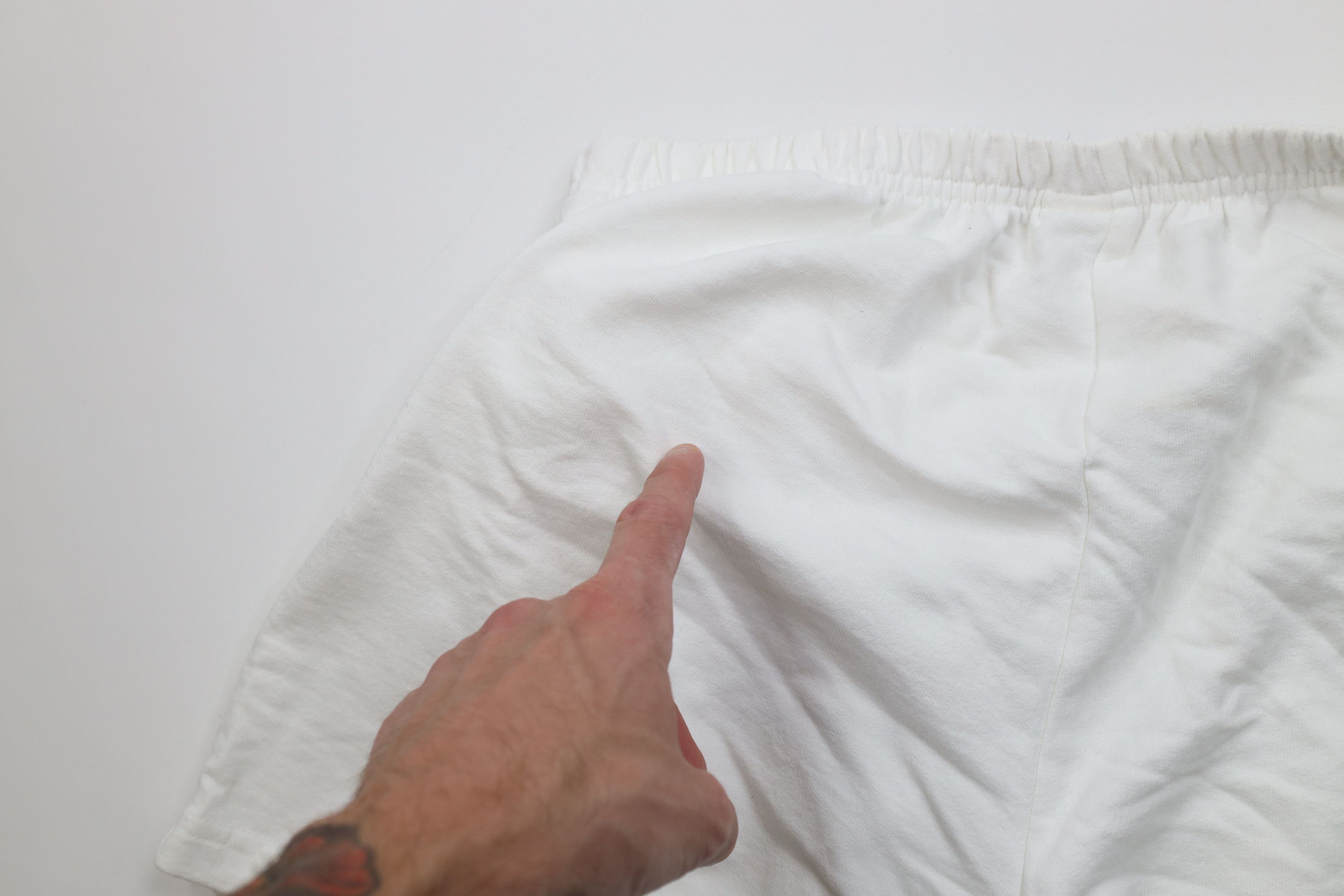 Vintage Vintage 90s Looney Tunes Hip Hop Tweety Bird Shorts USA Size 28" / US 6 / IT 42 - 13 Thumbnail