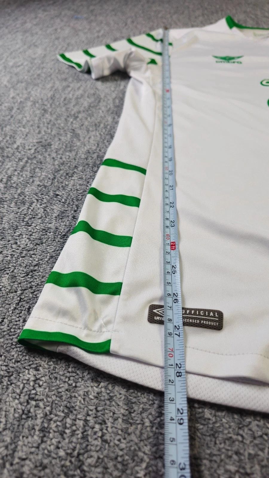 Umbro Umbro Ireland Away Jersey L 16-18 Football Kit FLAWED Size US L / EU 52-54 / 3 - 10 Thumbnail