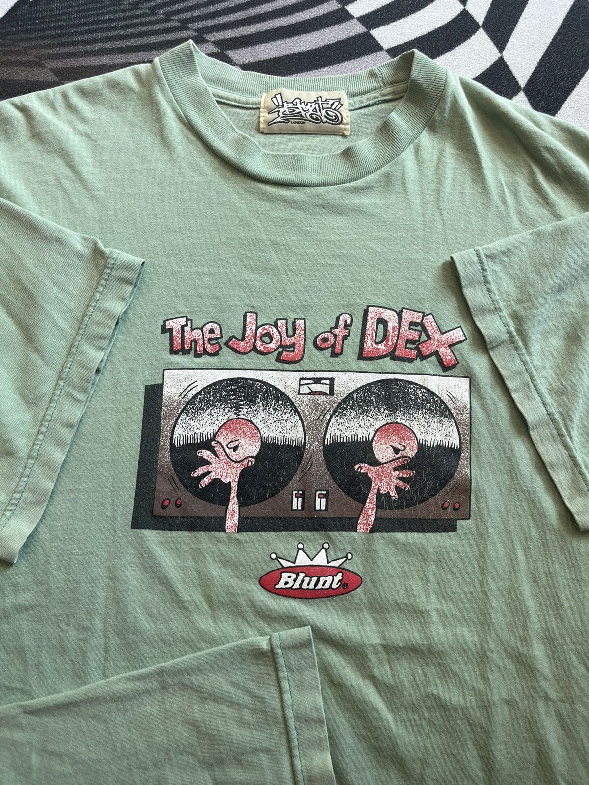 Vintage Vintage Blunt The Joy of DEX Skateboard Streetwear 90’s Size US XL / EU 56 / 4 - 8 Thumbnail