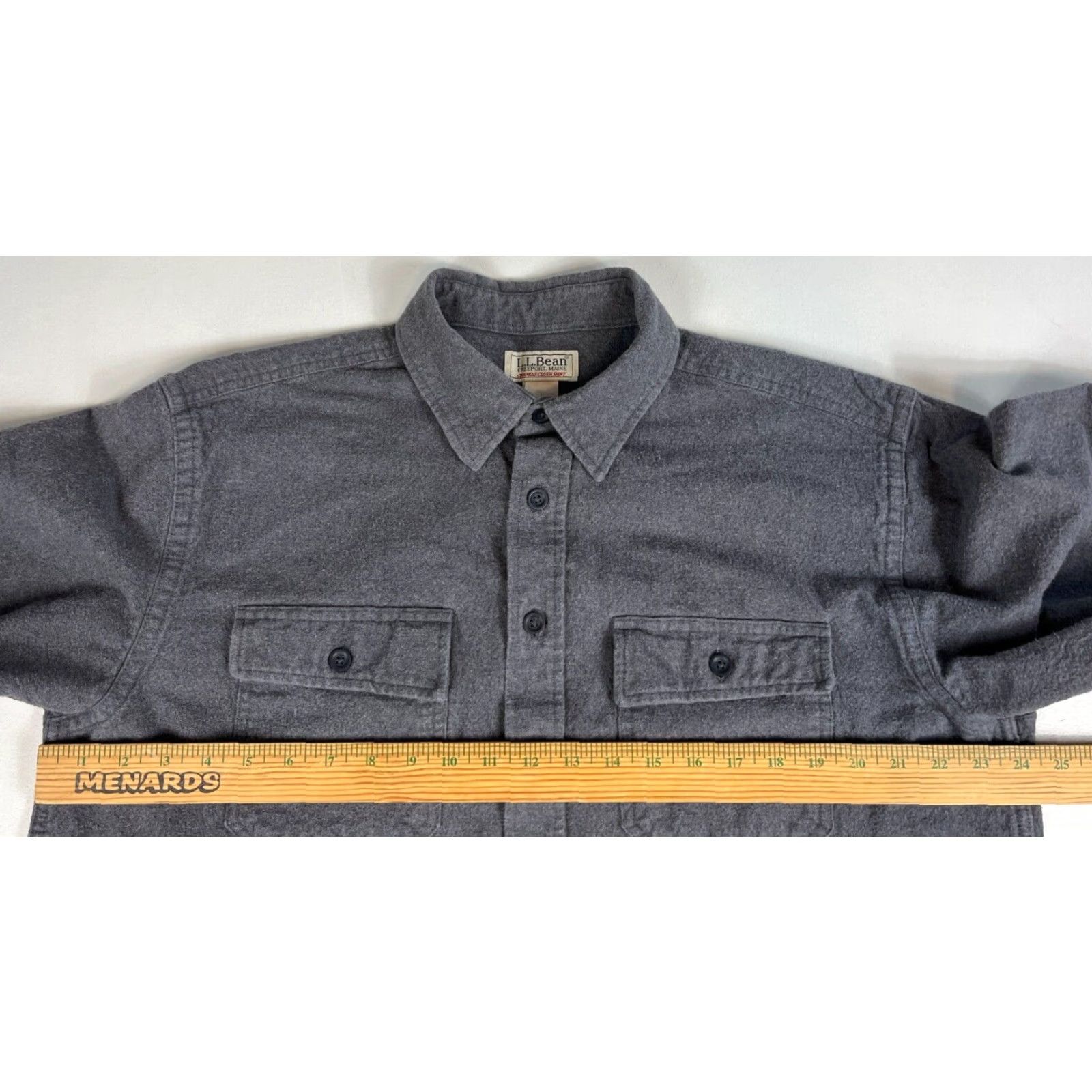 Vintage VINTAGE L.L. Bean Men’s Chamois Cloth Shirt Button-Up L Reg Gray Cotton Heavyweight Pockets Outdoors Shirt Mens Size US L / EU 52-54 / 3 - 7 Thumbnail