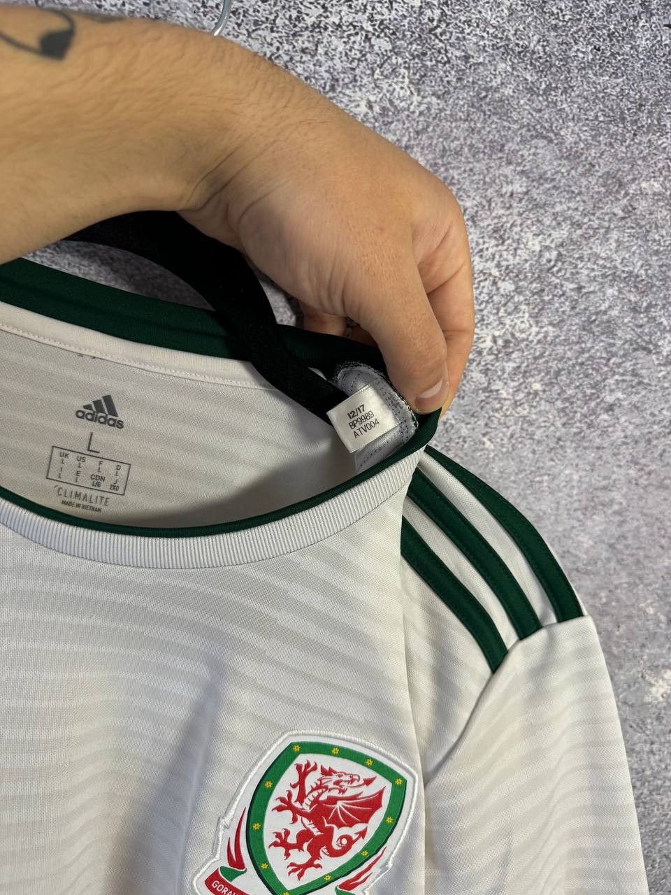 Adidas Wales National Team 2018 Adidas Soccer Jersey Large Size US L / EU 52-54 / 3 - 10 Thumbnail