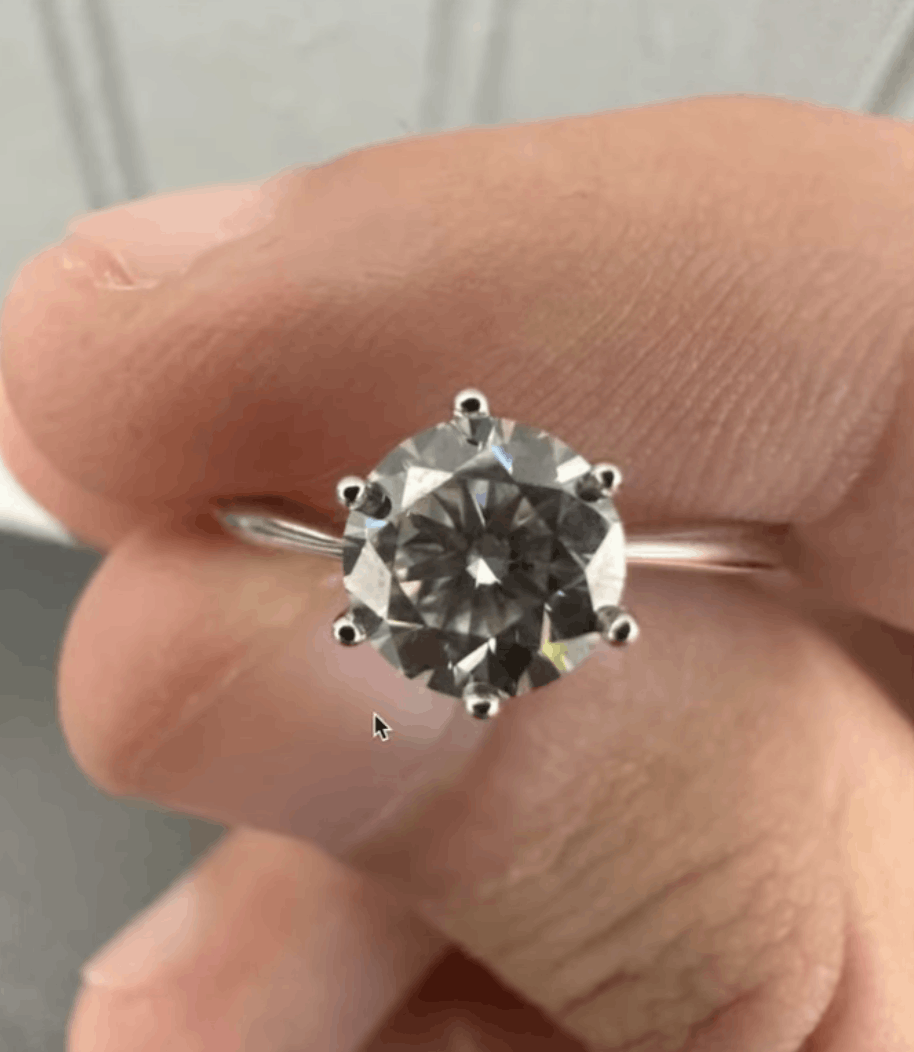 Other VVS1 Moissanite Engagement Ring Size ONE SIZE - 5 Thumbnail