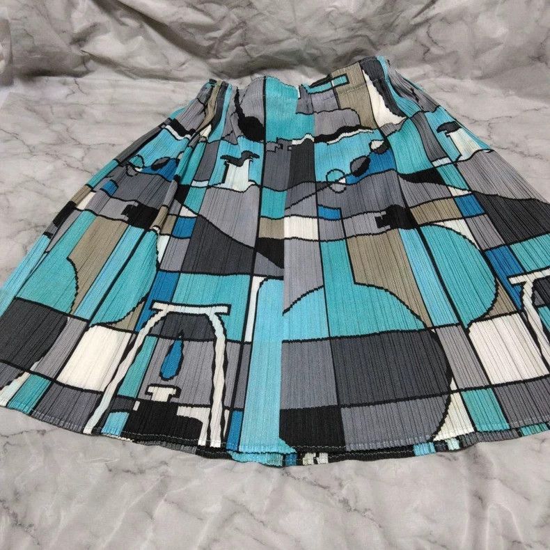 issey miyake size:3 Retro blue chemically pleated skirt 25