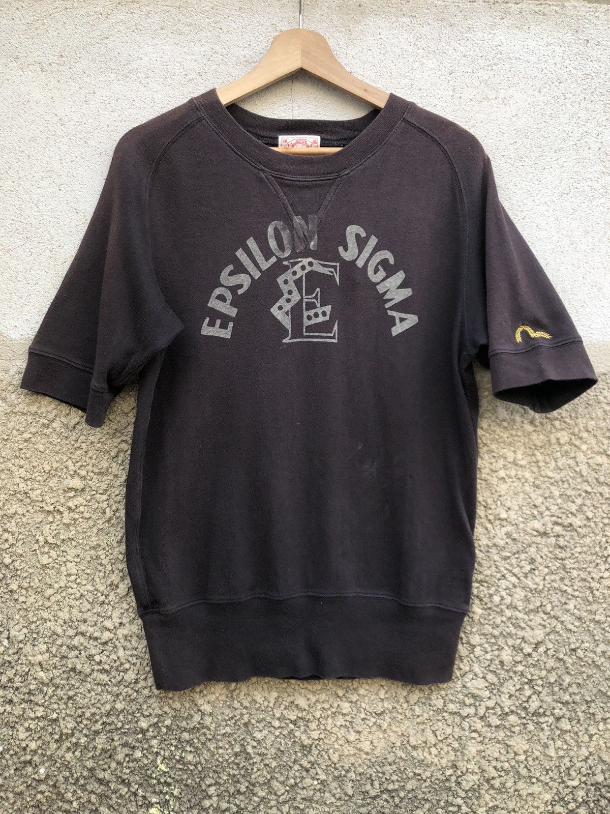 Evisu × Japanese Brand × Vintage Vintage Evisu X Epsilon Sigma Short Sleeve Sweatshirt Size US M / EU 48-50 / 2 - 1 Thumbnail