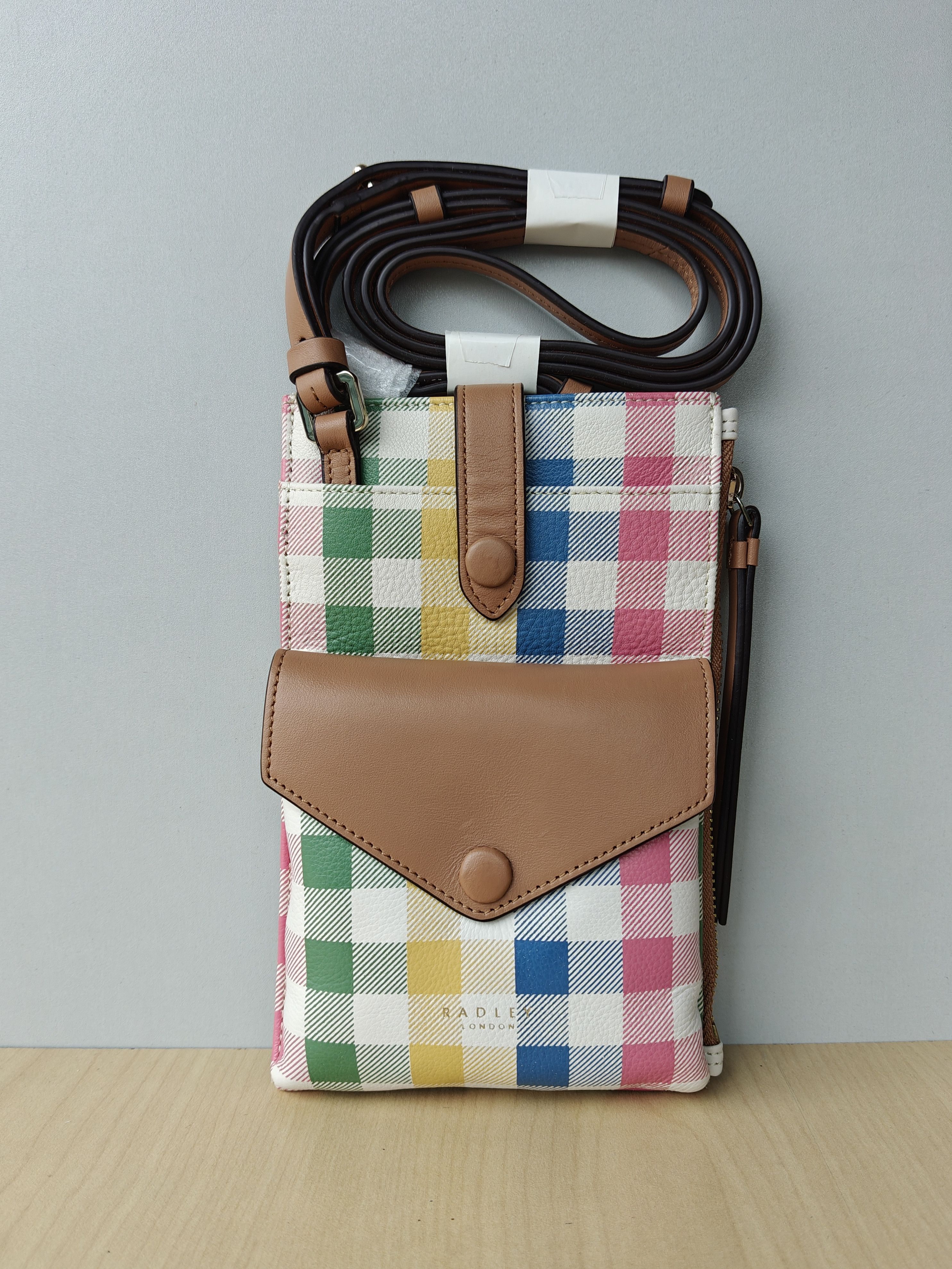 Other Radley London phone crossbody bag Free Shipping T/7007 Size ONE SIZE - 1 Thumbnail