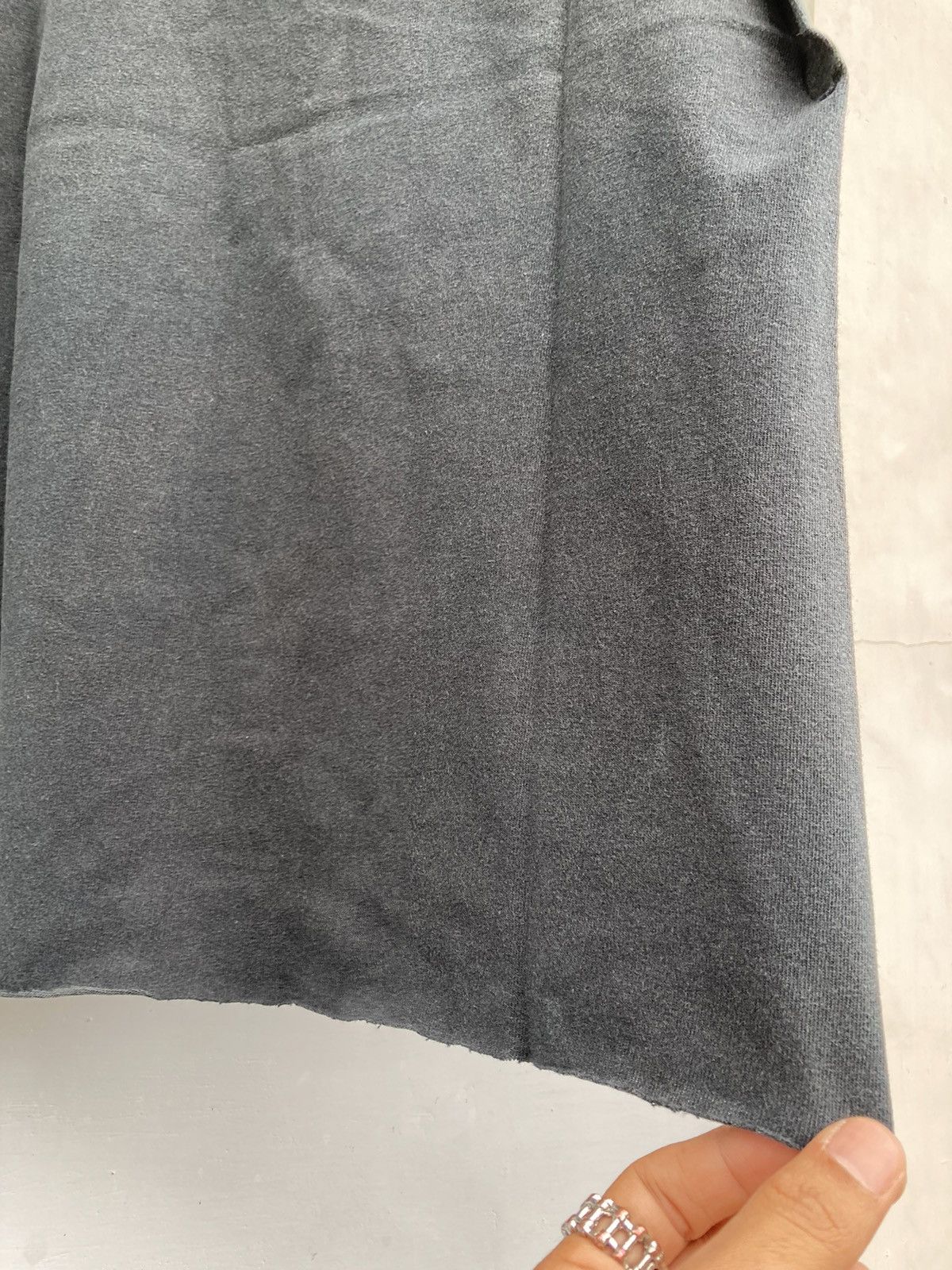 Band Tees Vintage Guns N’ Roses ©️2004 Sun Faded Rock Star Sleeveless Size US S / EU 44-46 / 1 - 18 Thumbnail