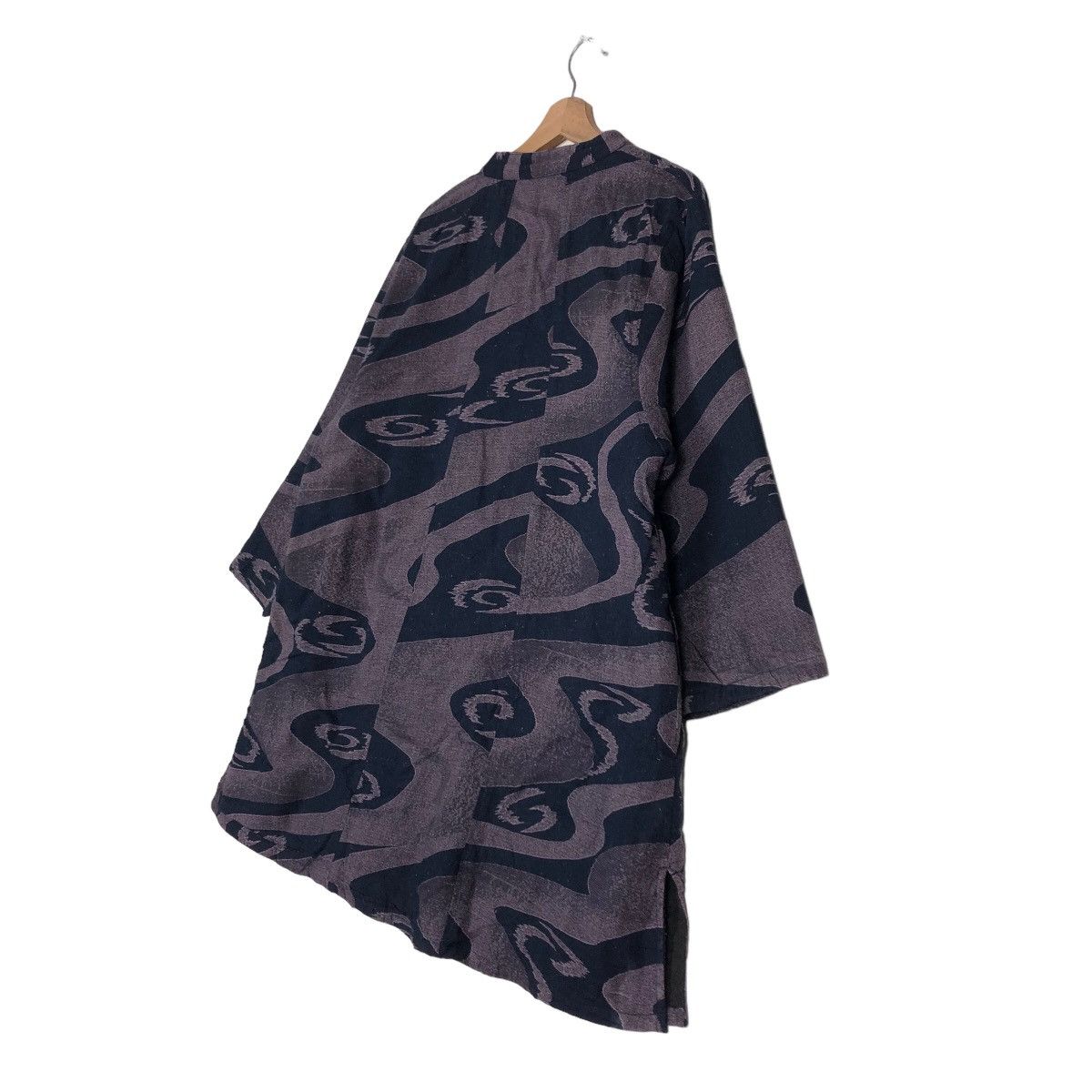 Japanese Brand Vintage Over Print Jacket Japanese Traditional Issey Miyake Size US M / EU 48-50 / 2 - 10 Thumbnail