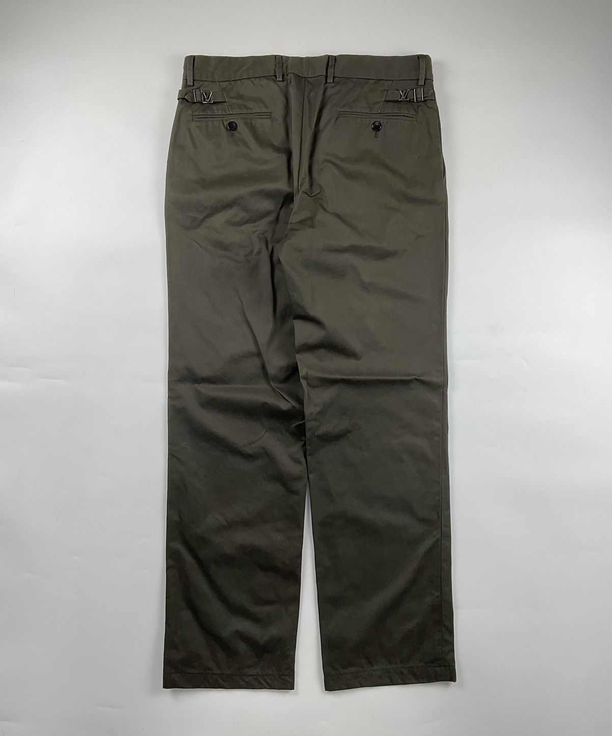 Louis Vuitton Louis Vuitton LV Logo Buckle Trouser Size US 32 / EU 48 - 1 Thumbnail