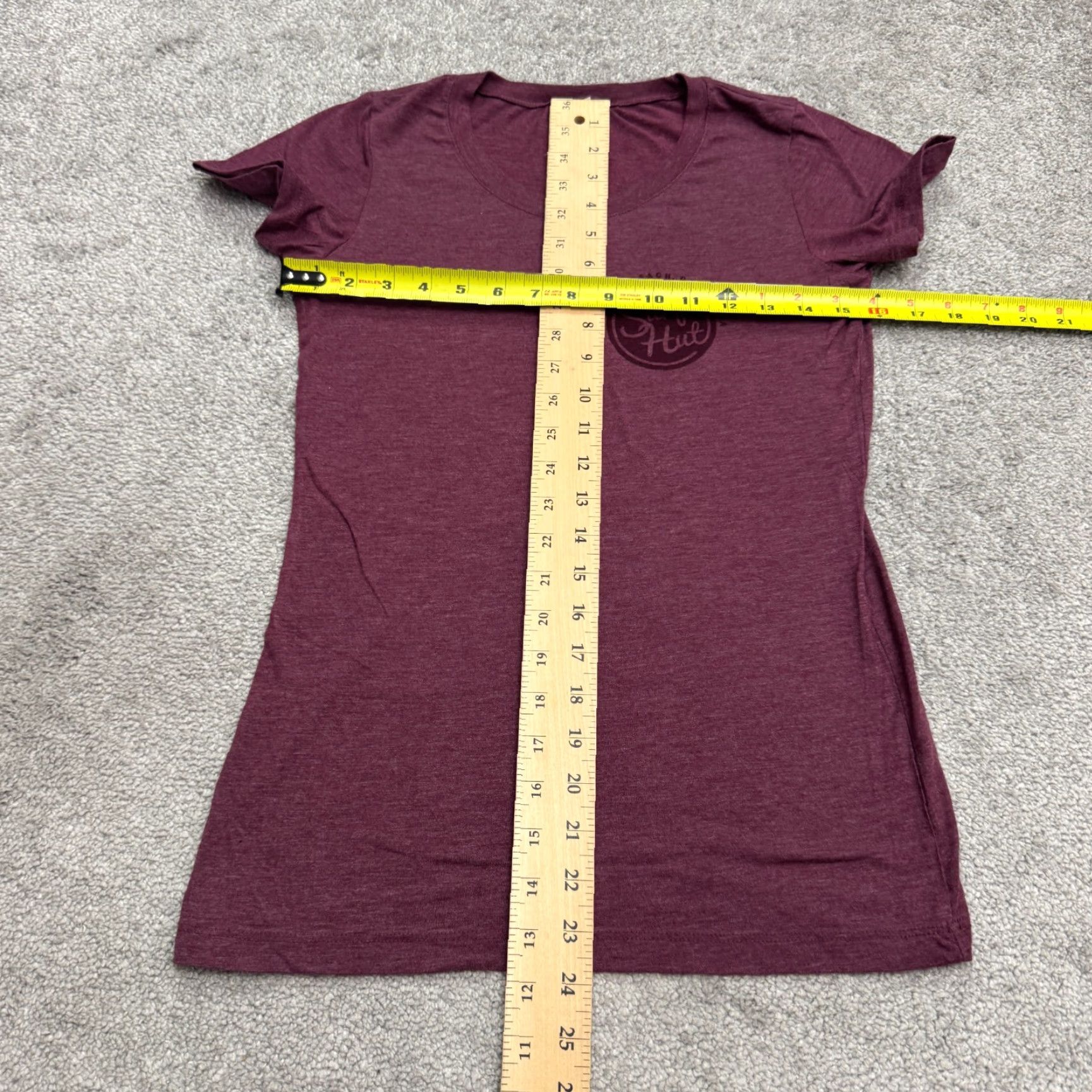 Imperial Surf Hut T-Shirt Womens Small Maroon Red Beach Surf Hut Classic Graphic Tee Casual Sleeve Short Sleeve Size S / US 4 / IT 40 - 6 Thumbnail