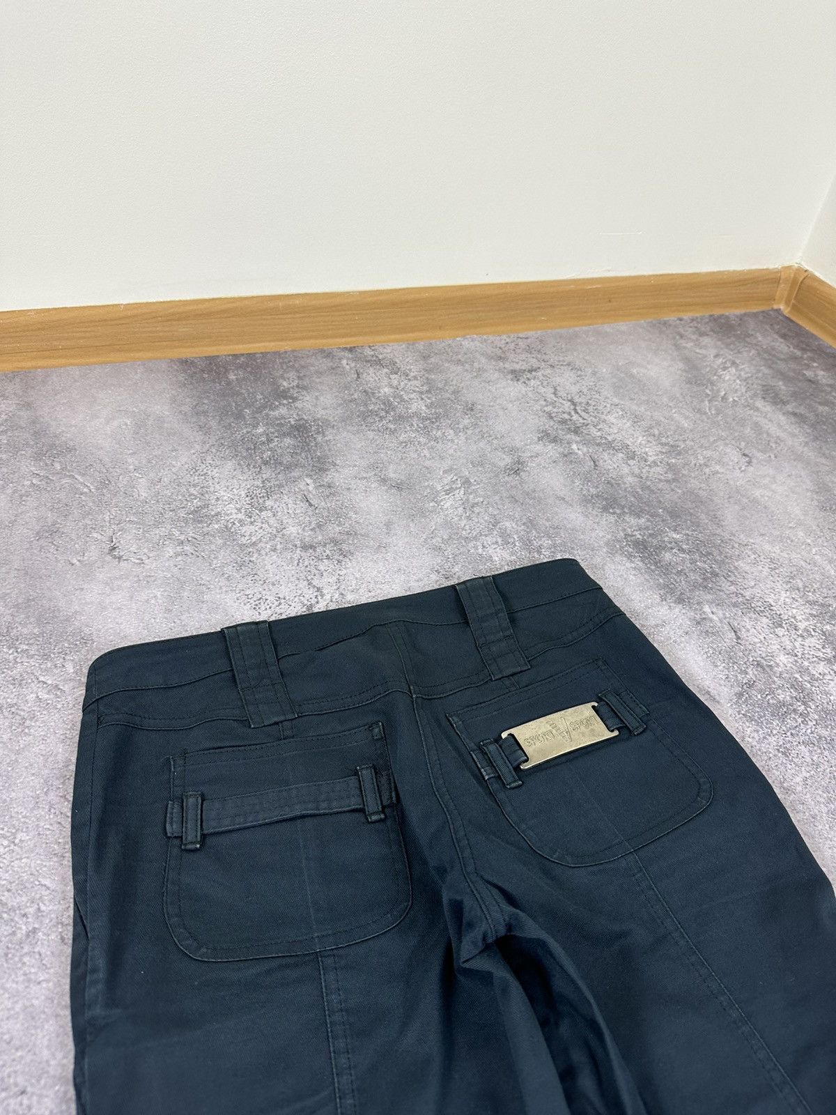 Versace × Vintage Vintage 90s Versace Medusa Avant Garde Luxury Cropped Pants Size 28" / US 6 / IT 42 - 6 Thumbnail