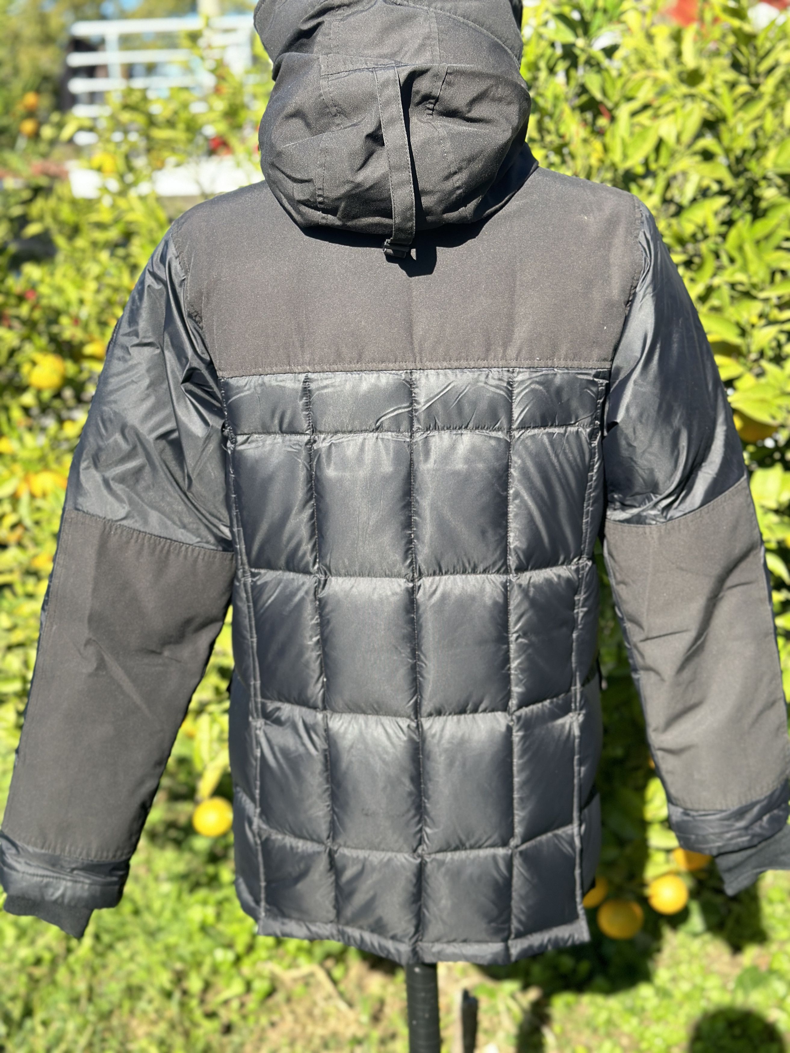 Canada Goose Canada Goose Arctic Program Down Parka Black Jacket Size M Size US M / EU 48-50 / 2 - 5 Thumbnail